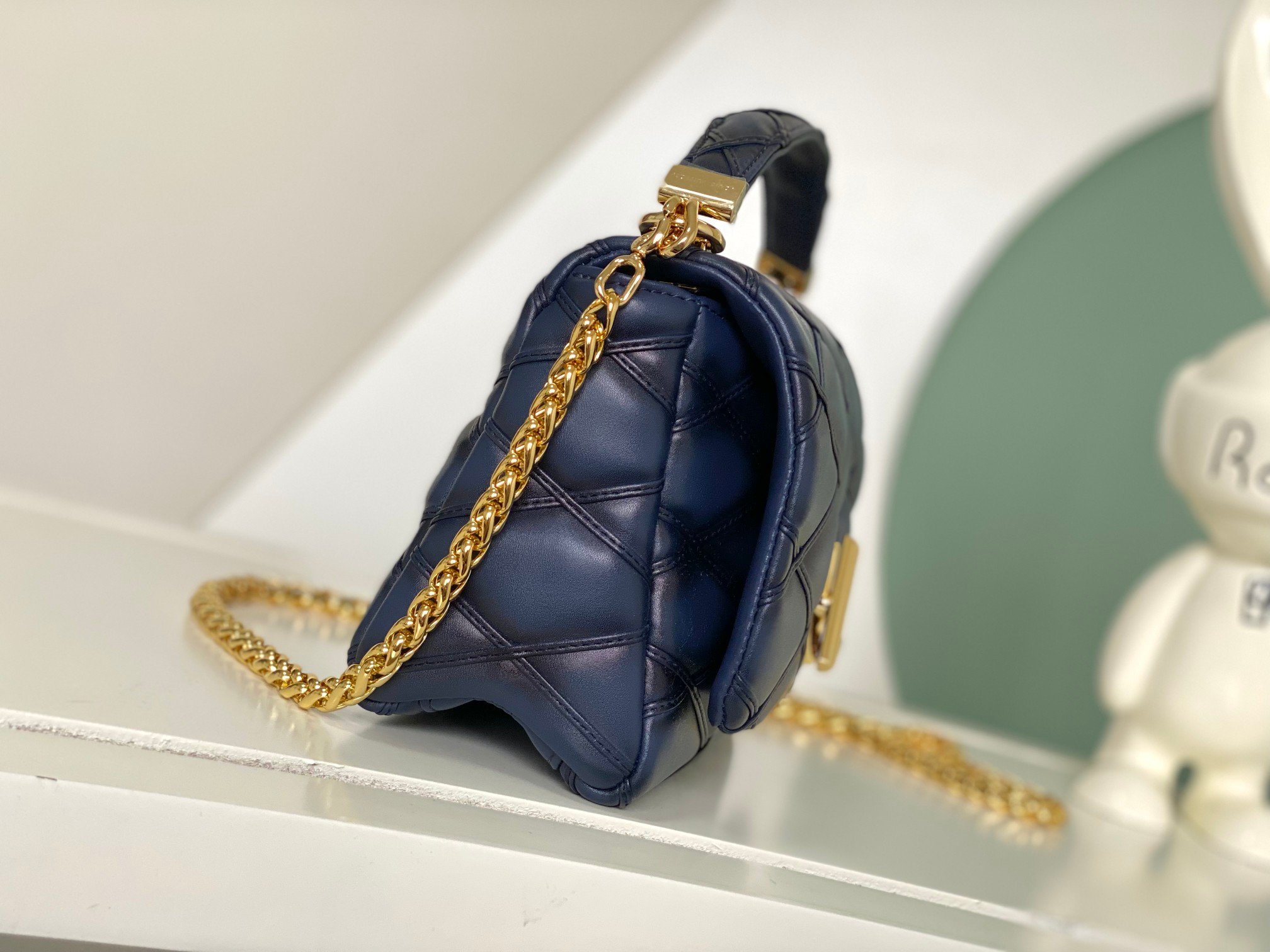 L0*is V*t0n M14956 GO-14 MM 9.1 x 6.3 x 3.9 inches