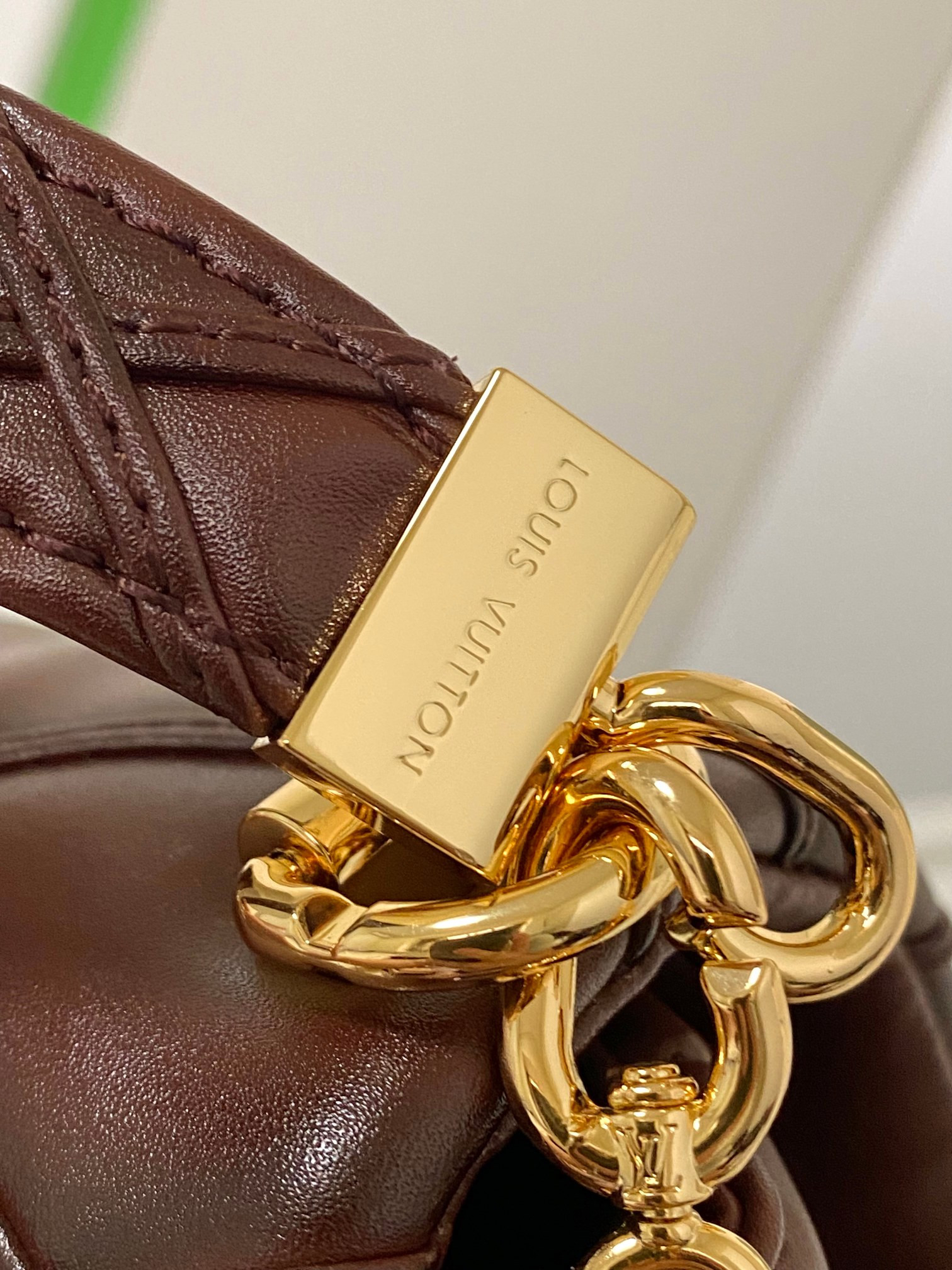 L0*is V*t0n M23601 GO-14 MM 9.1 x 6.3 x 3.9 inches