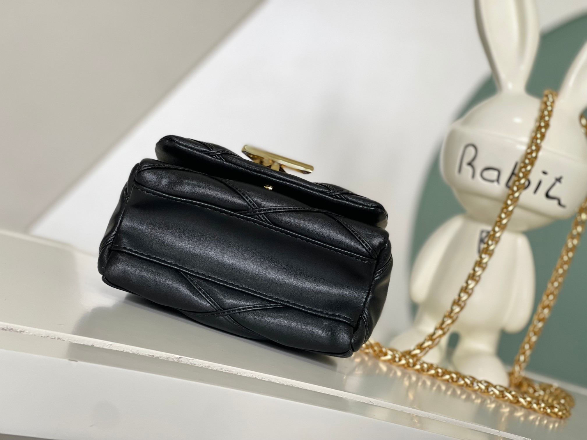 L0*is V*t0n M23625 Pico GO-14 5.9 x 3.9 x 2.6 inches