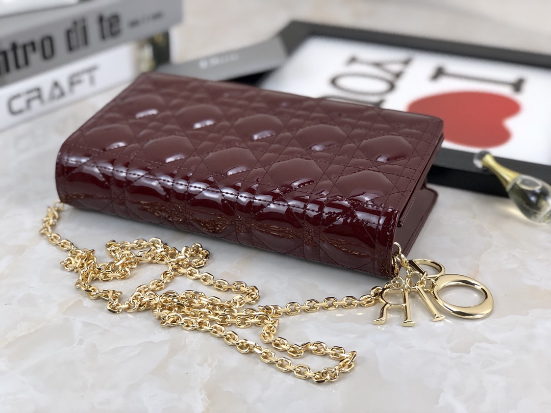 Lady D*0r Pouch Red Patent Cannage Calfskin 8.5 x 4.5 x 1 inches