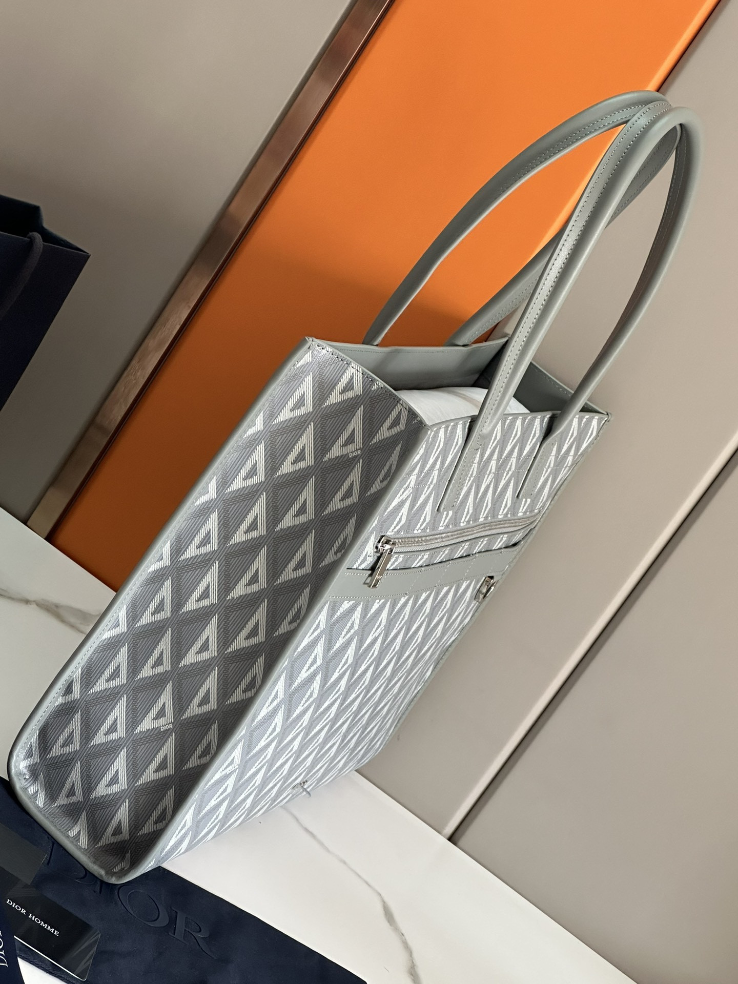 D*0r Safari Tote Bag Gray In Grained Calfskin 15.5 x 14 x 4.5 inches