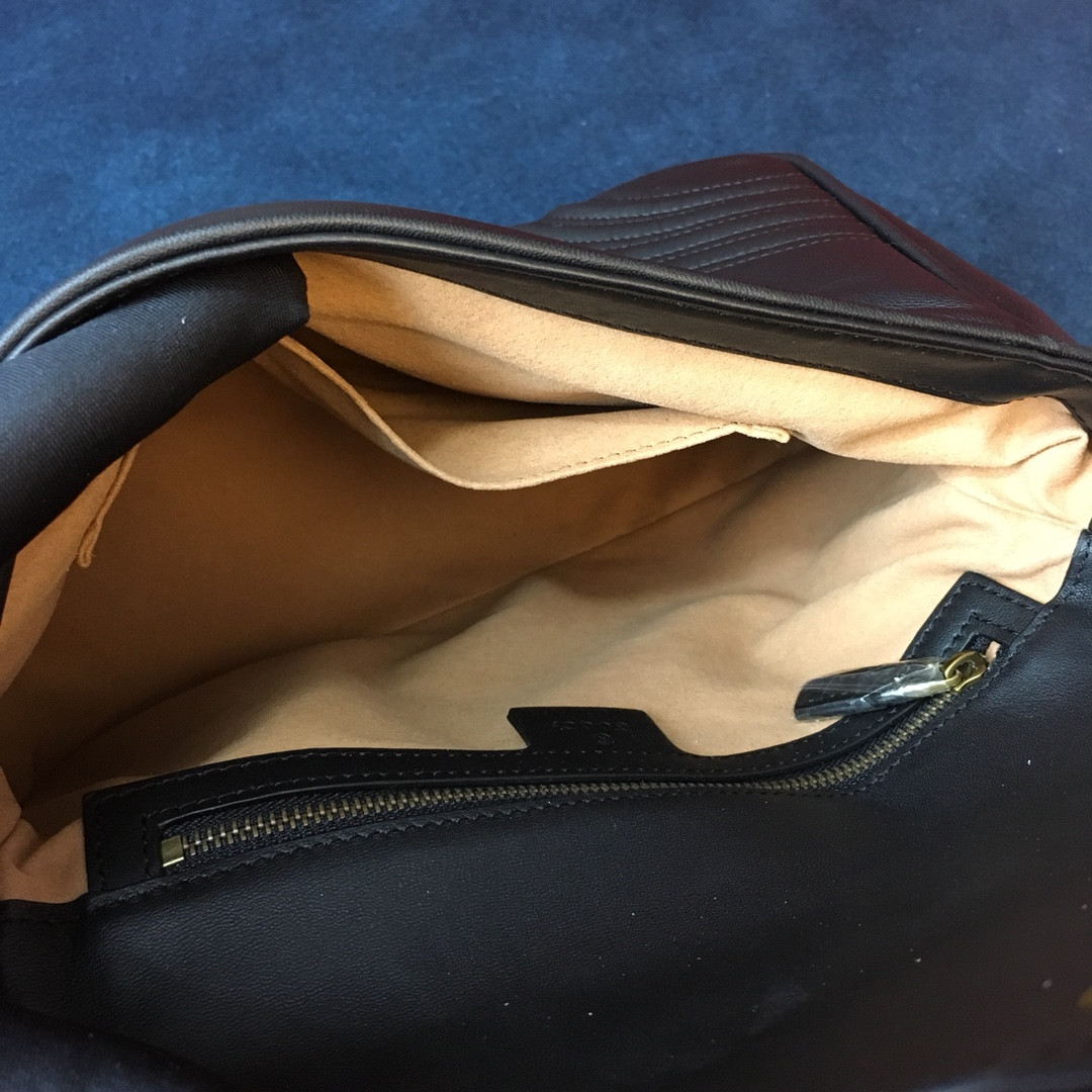 G*u*i GG MARMONT SMALL SHOULDER BAG BLACK 10"W x 6"H x 3"D