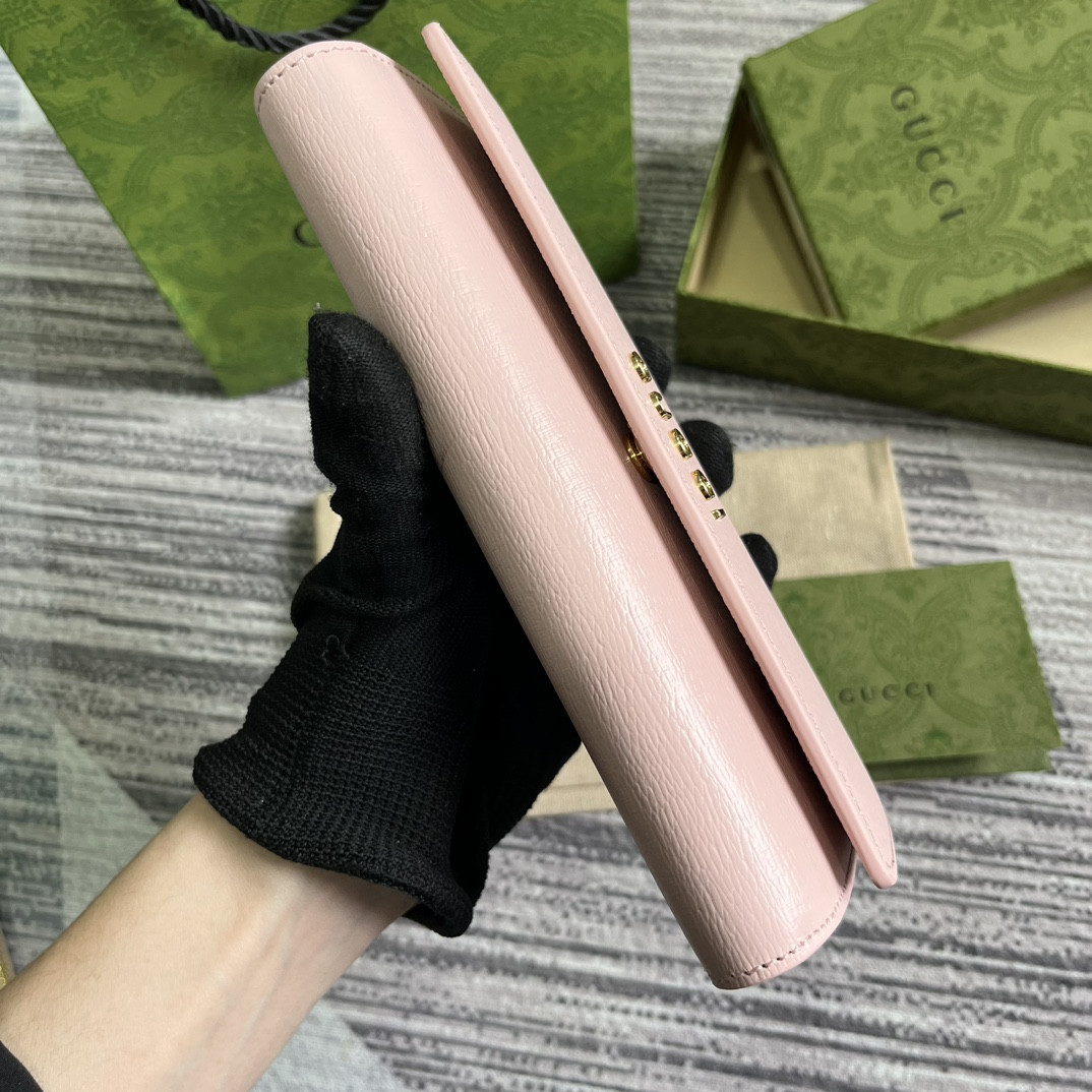 CONTINENTAL WALLET WITH G*u*i SCRIPT pink 7.5"W x 4"H x 1.4"D