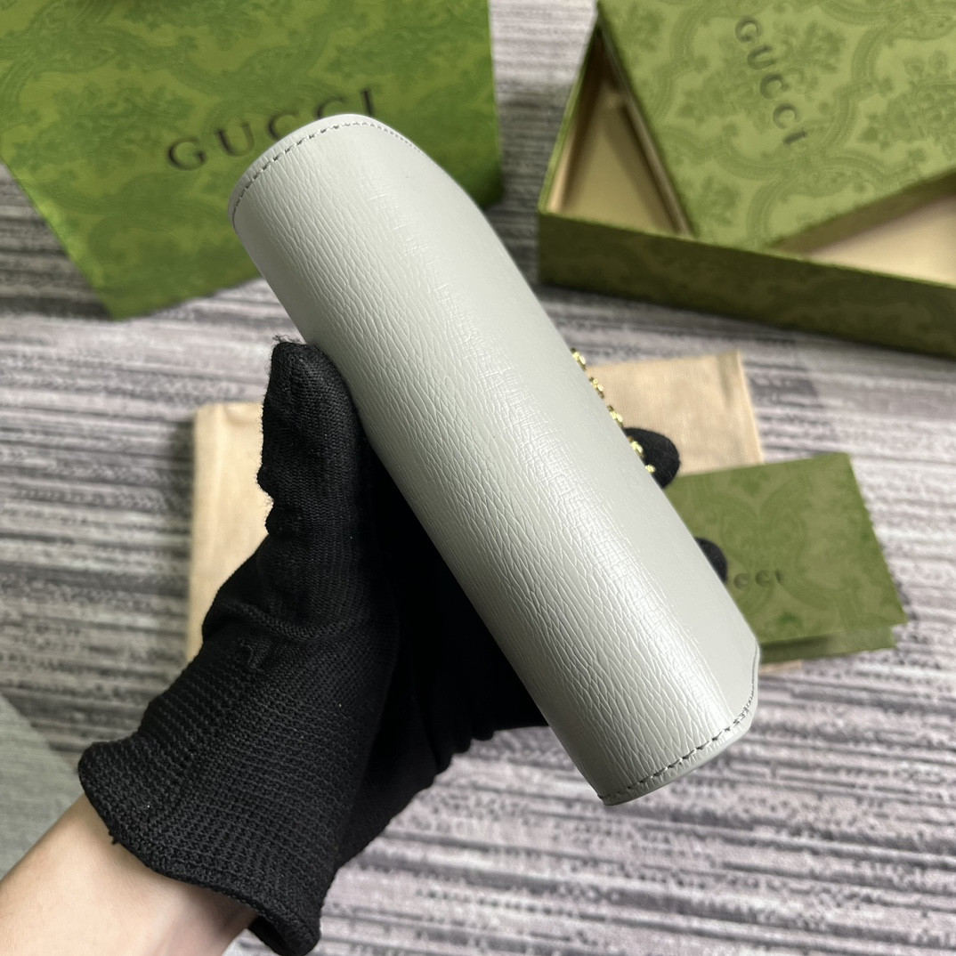 G*u*i Script Zip-Around Wallet gray 14 x 18.5 x 3cm