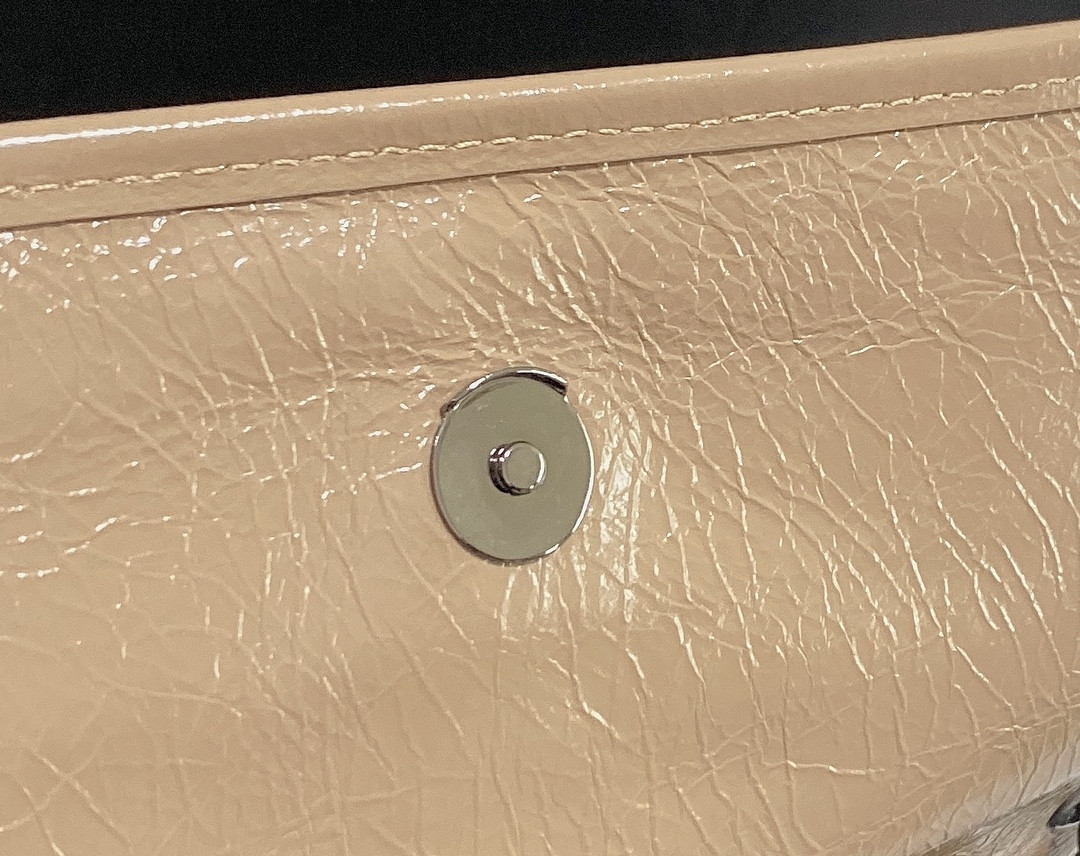 Y*L NIKI MEDIUM IN VINTAGE LEATHER DARK BEIGE 11 X 7.8 X 3.3 INCHES