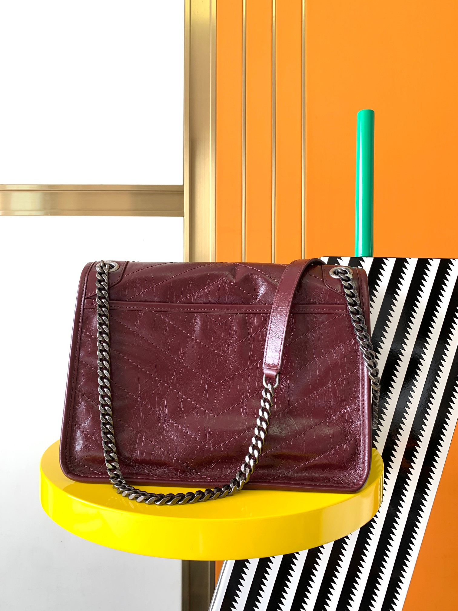 Y*L NIKI MEDIUM IN VINTAGE LEATHER RED 11 X 7.8 X 3.3 INCHES