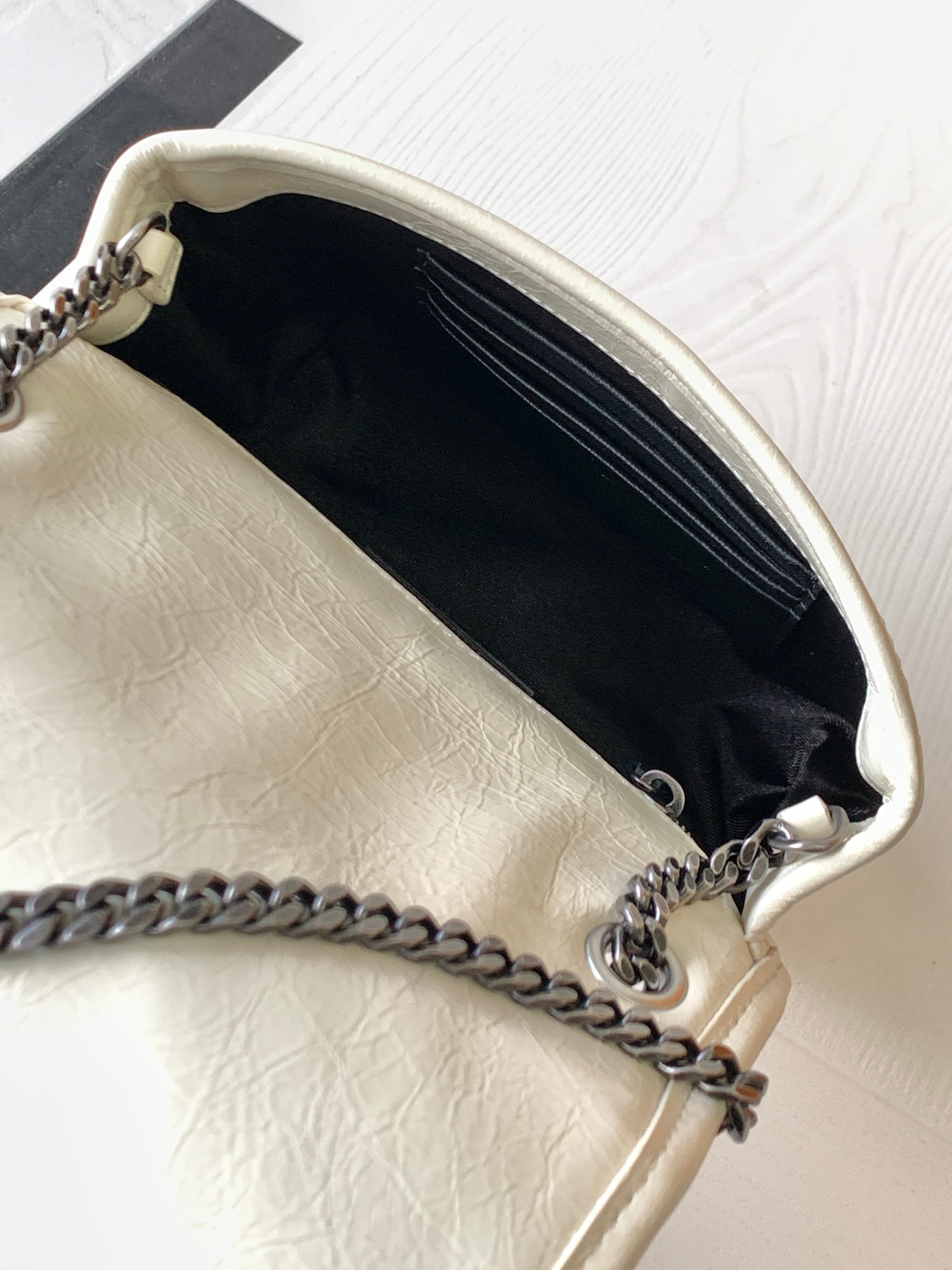 Y*L NIKI CHAIN WALLET IN SHINY LEATHER WHITE 19 x 15 x 6 CM