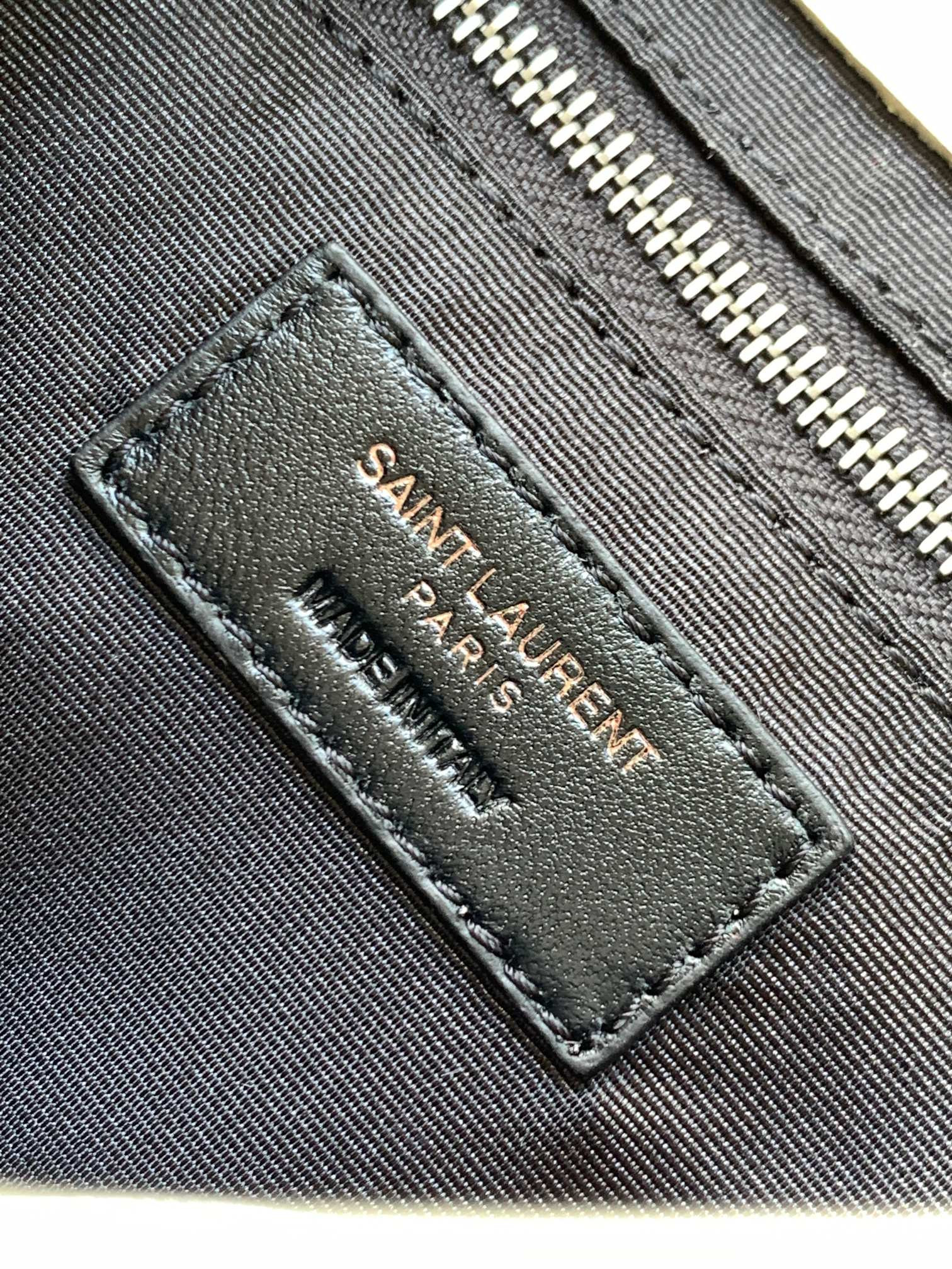 Y*L NIKI CHAIN WALLET IN SHINY LEATHER WHITE 19 x 15 x 6 CM