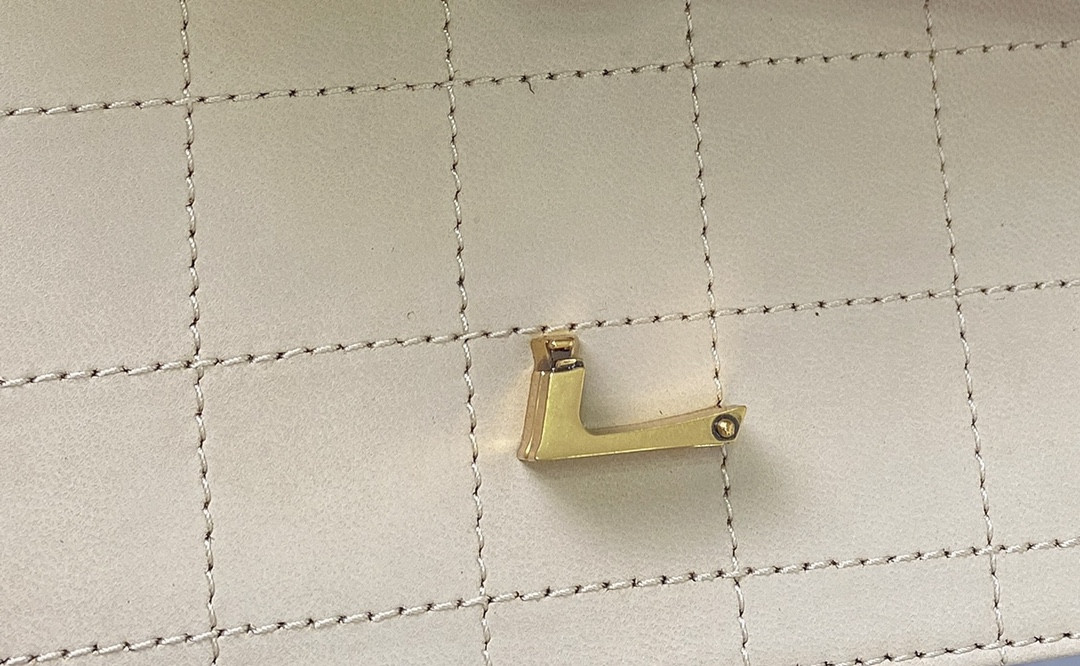 Y*L SOLFERINO MEDIUM SATCHEL IN BOX Sa**t Lau*nt 9.1 X 6.3 X 2.4 INCHES