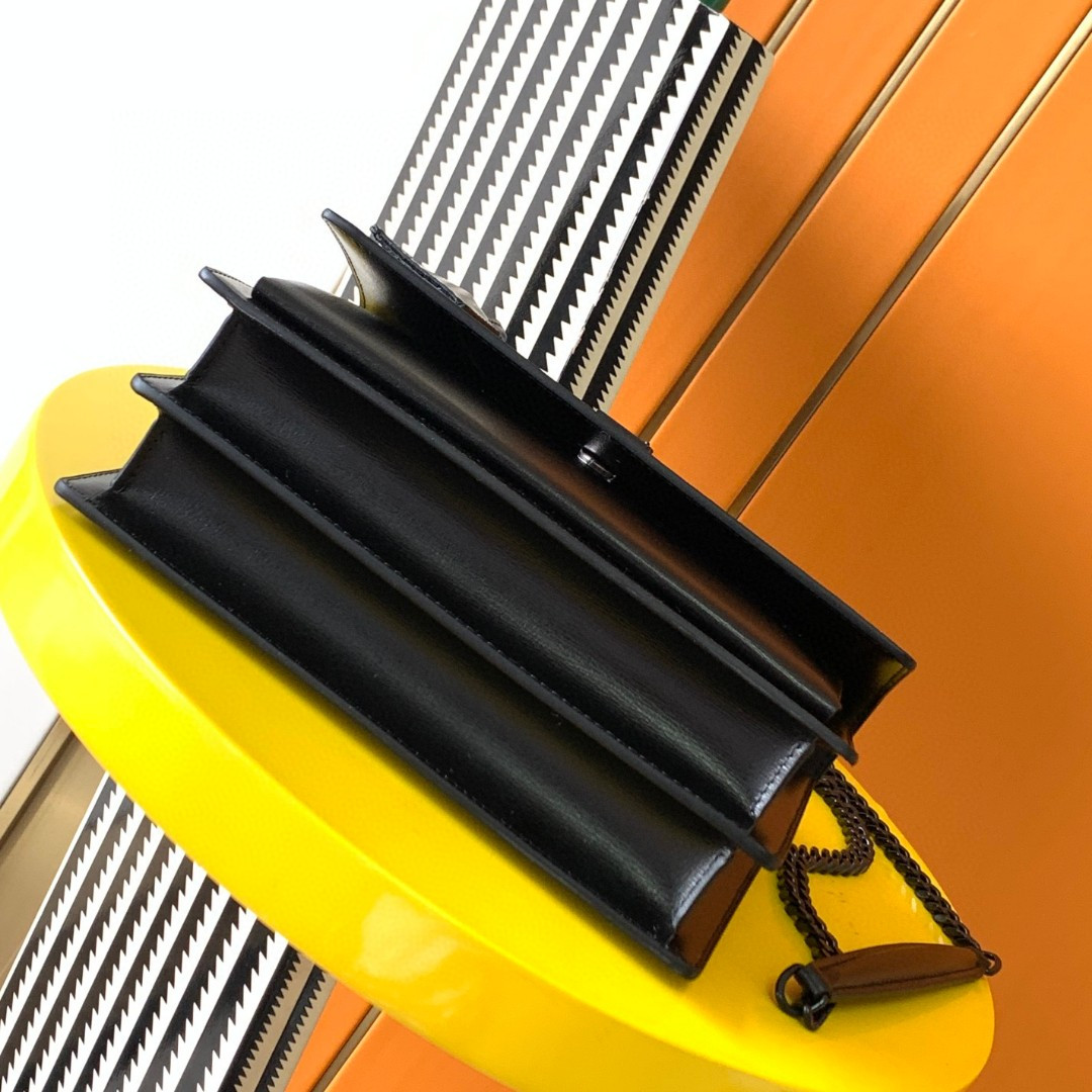 Y*L SUNSET MEDIUM IN SMOOTH LEATHER NOIR 8 X 6.2 X 2.5 INCHES