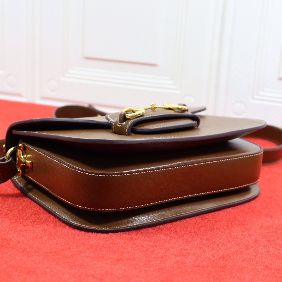 G*u*i HORSEBIT 1955 SHOULDER BAG BROWN 9.8"W x 7"H x 3.1"D