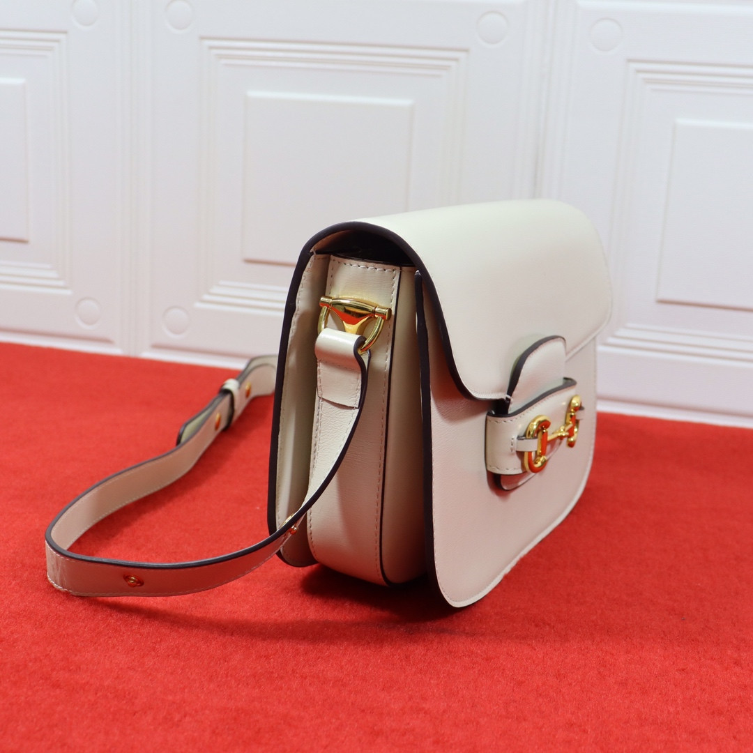 G*u*i HORSEBIT 1955 SHOULDER BAG WHITE 9.8"W x 7"H x 3.1"D