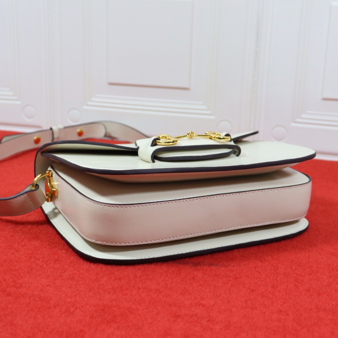 G*u*i HORSEBIT 1955 SHOULDER BAG WHITE 9.8"W x 7"H x 3.1"D