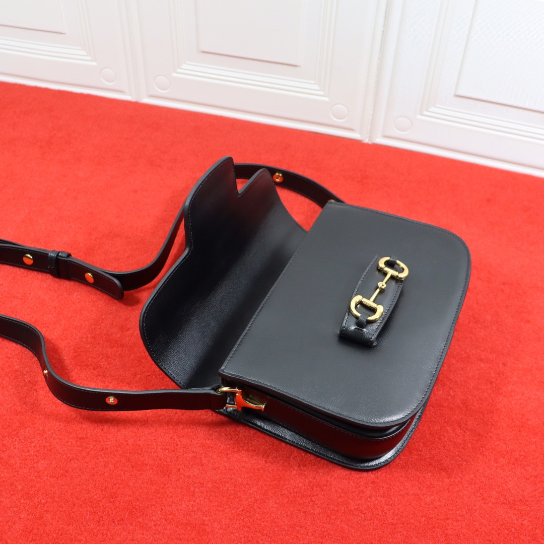 G*u*i HORSEBIT 1955 SHOULDER BAG BLACK 9.8"W x 7"H x 3.1"D