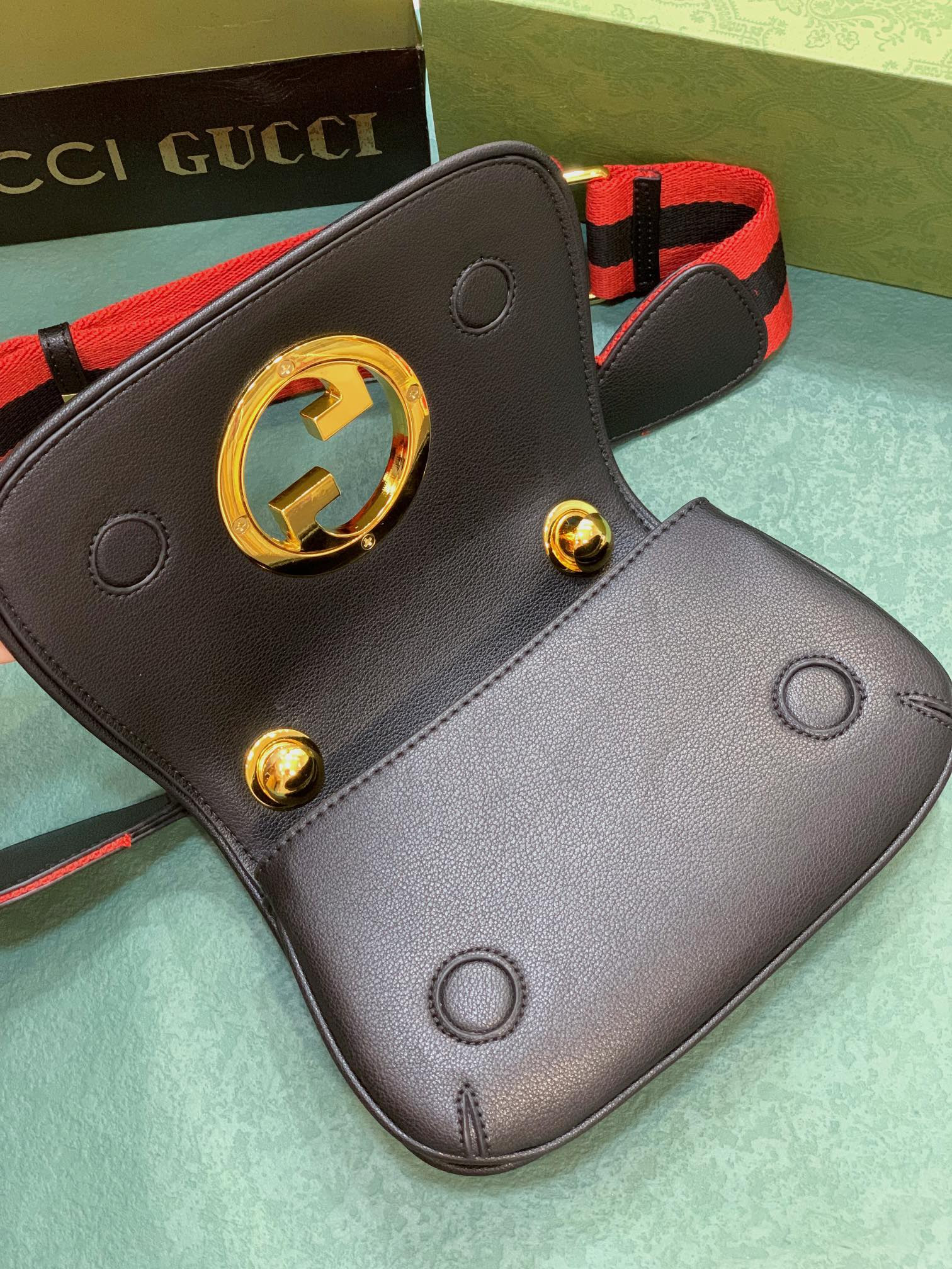 G*u*i BLONDIE MINI BAG BLACK 8.7"W x 5.1"H x 2.2"D