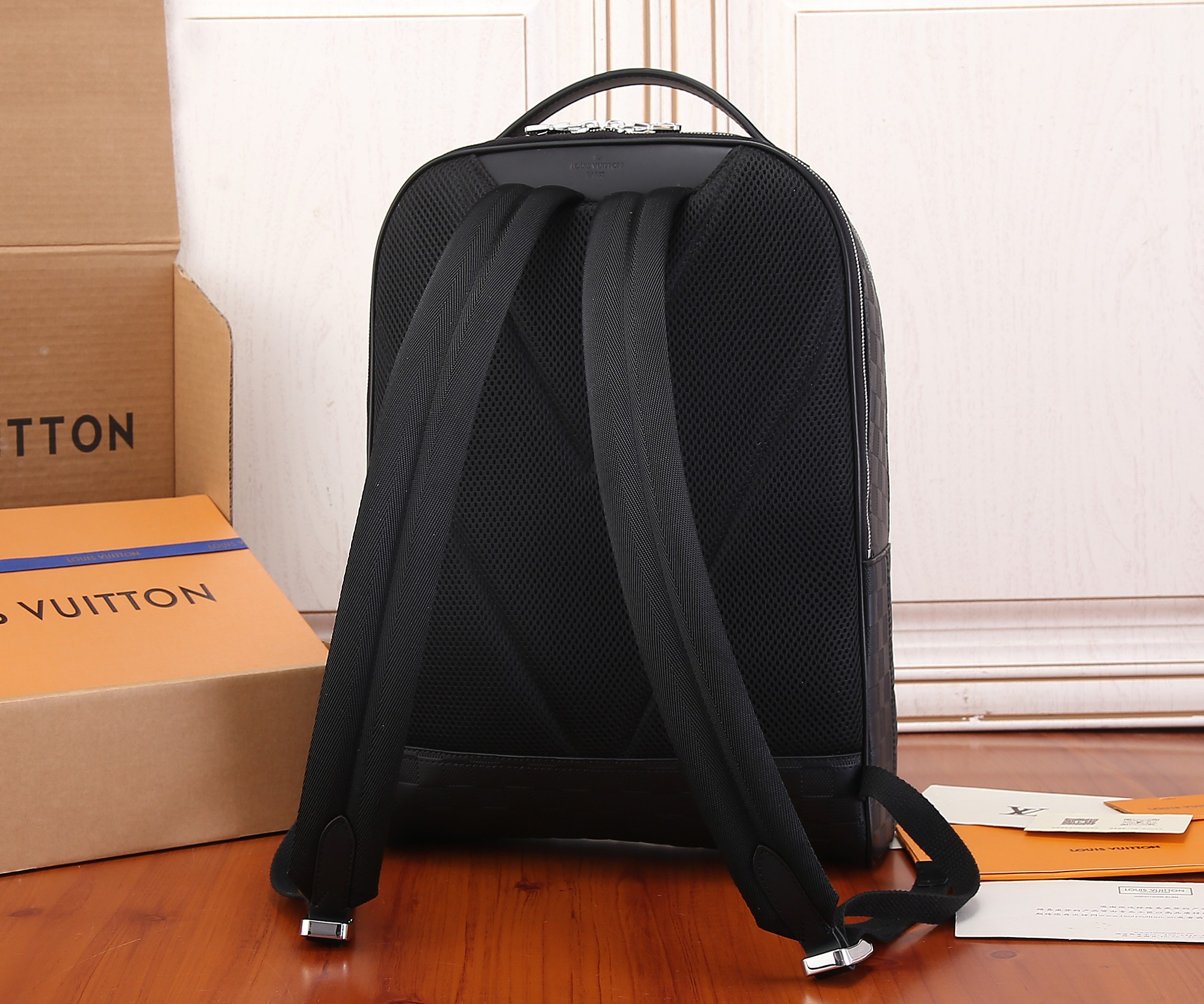 L0*is V*t0n N40501 Avenue Backpack 40 x 31 x 15 cm