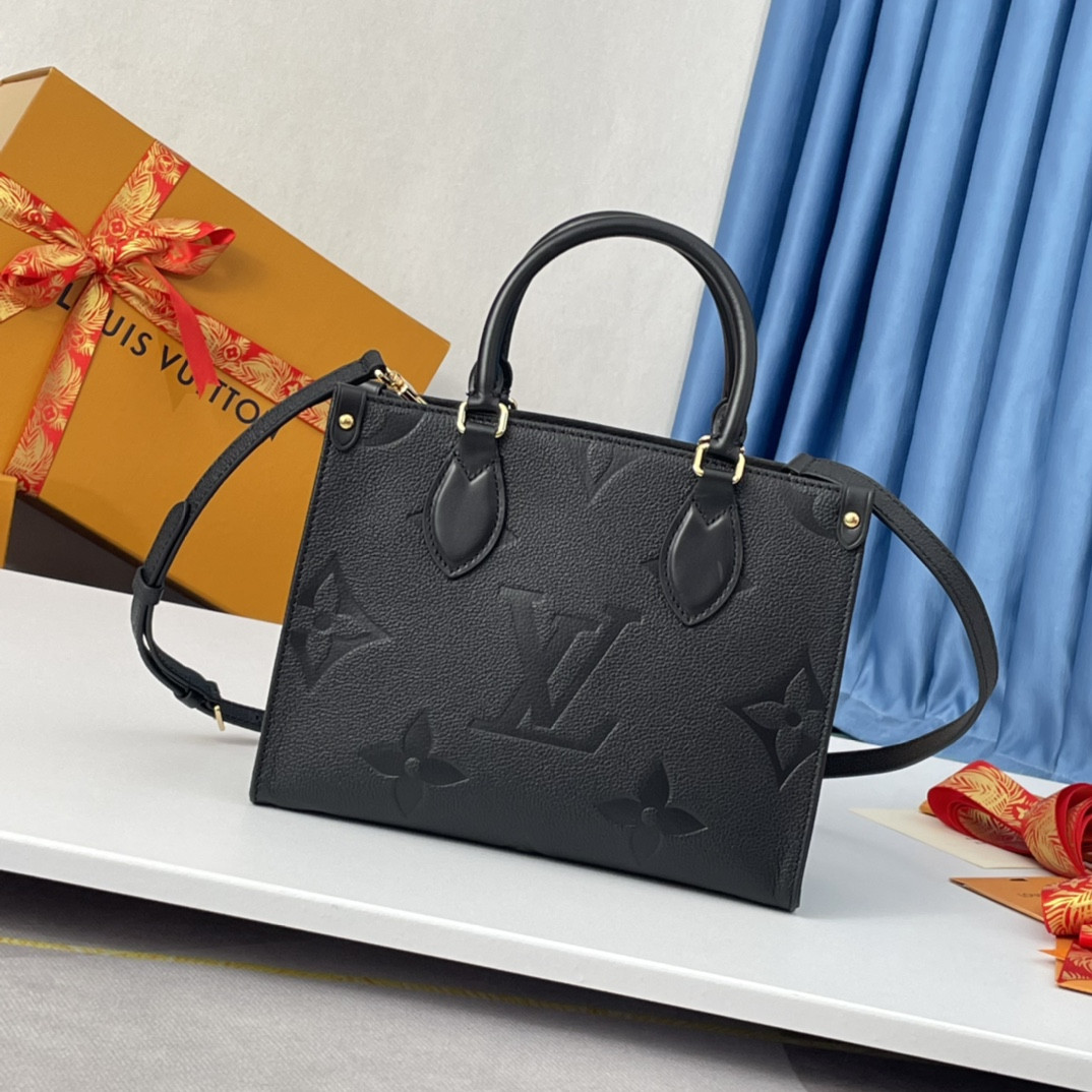 LV M45653 Onthego PM 9.8 x 7.5 x 4.5 inches