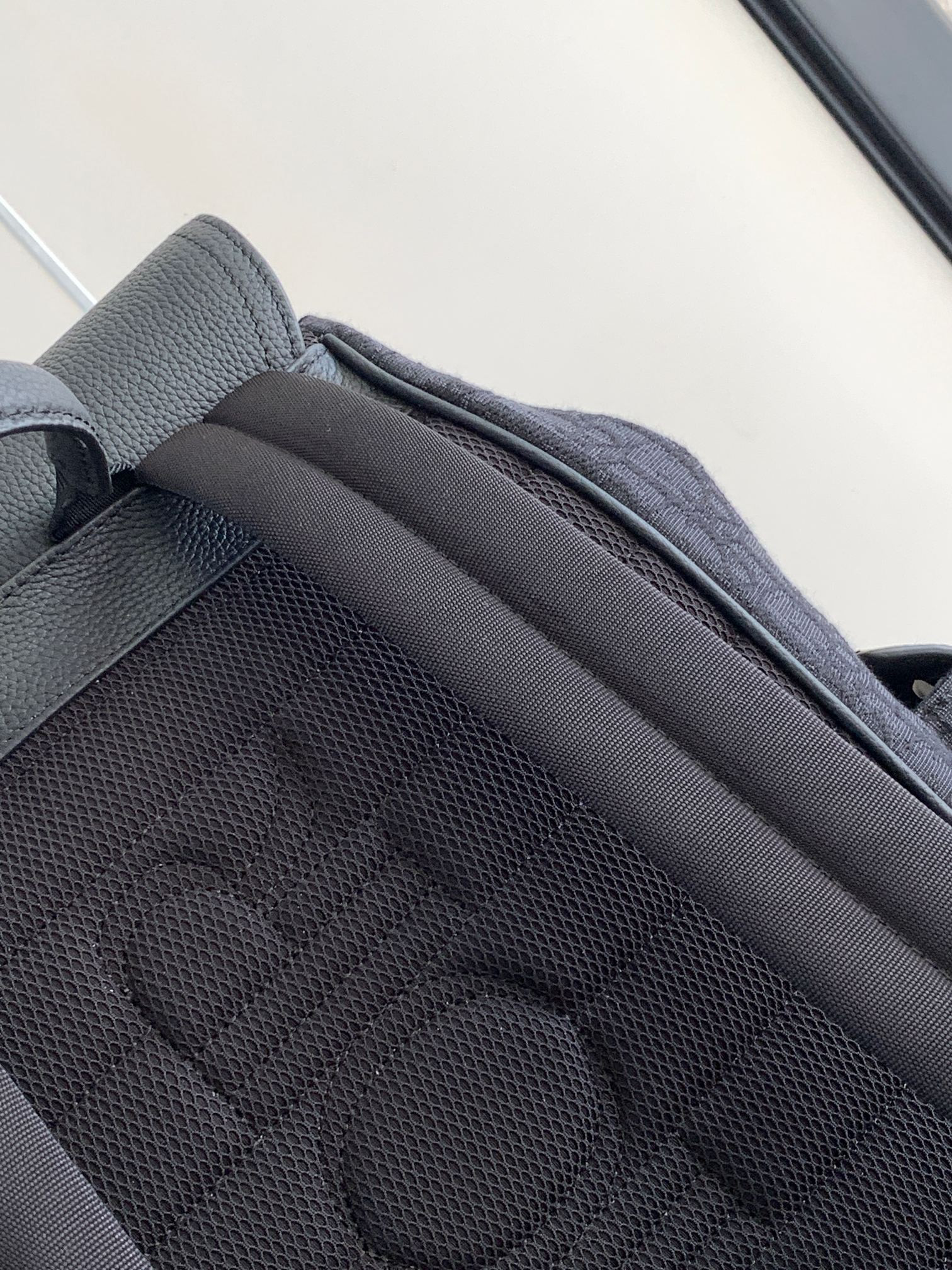 D*0r Saddle Backpack 10.5 x 16 x 5.5 inches