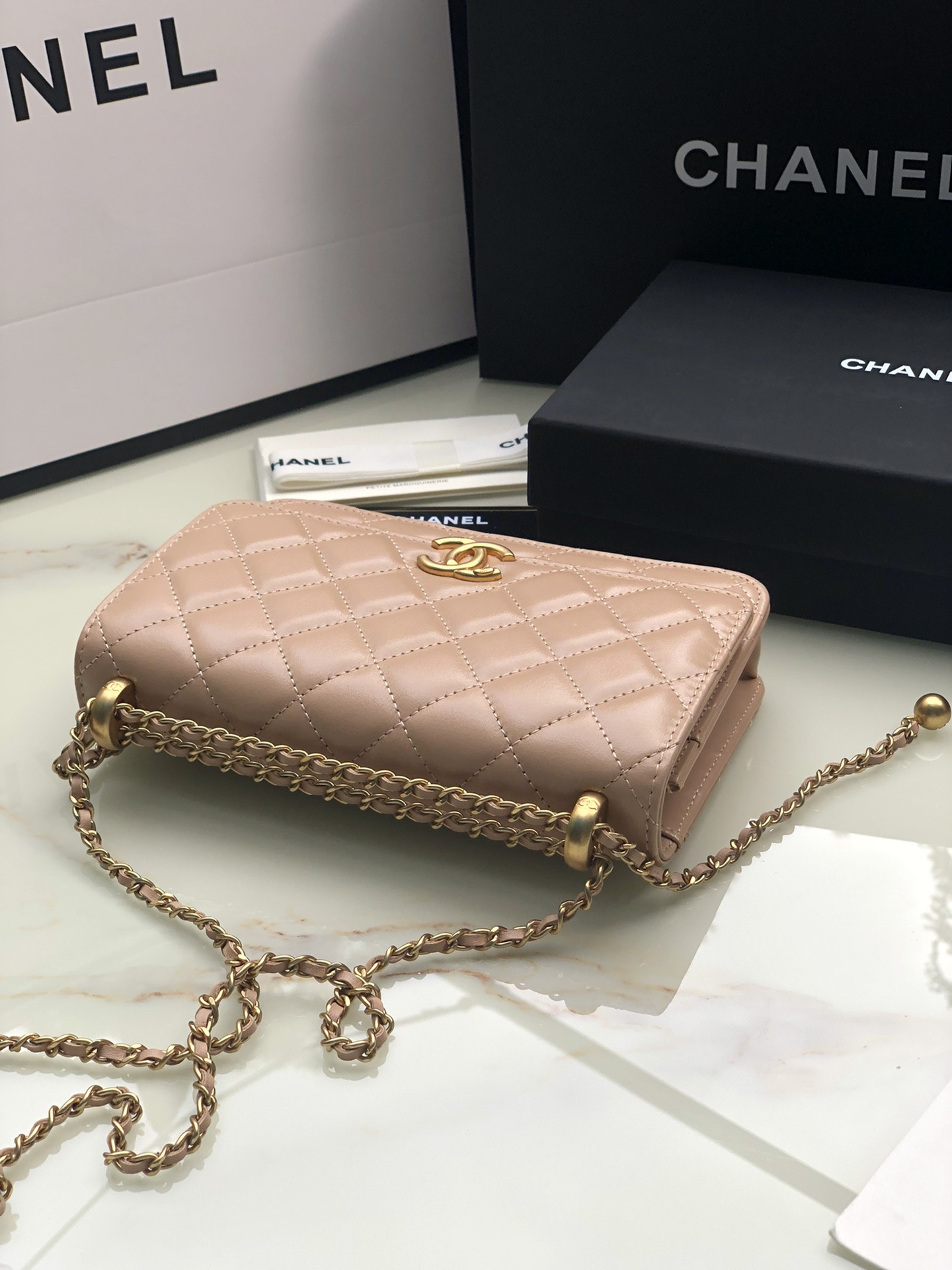 Ch*el CLASSIC WALLET ON CHAIN Pink 4.8 × 7.5 × 1.4 in