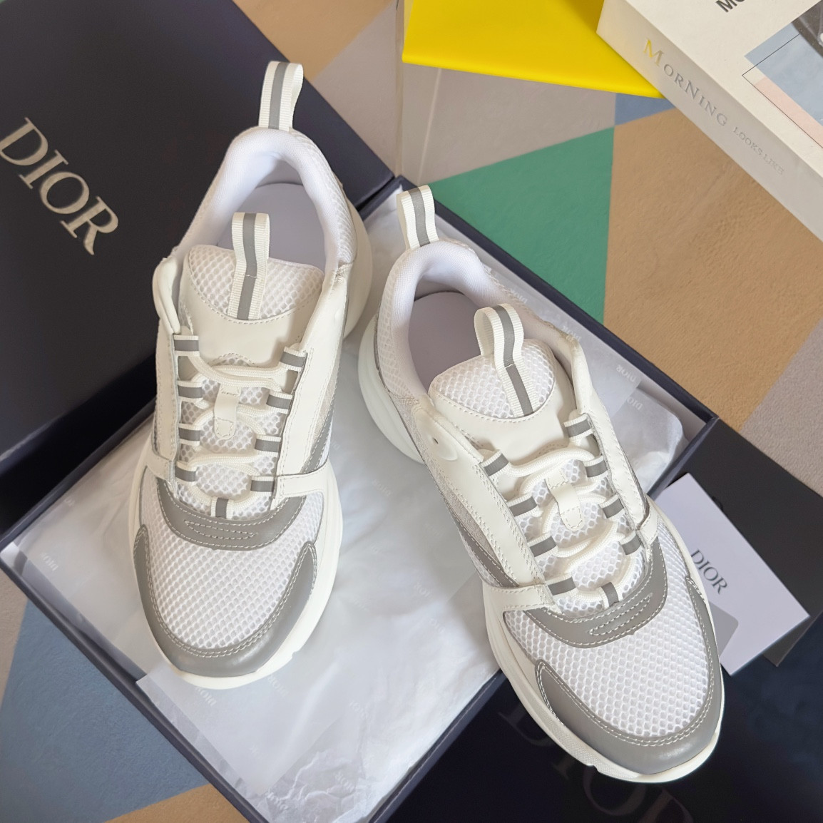 UA D*0r B22 white Sneaker