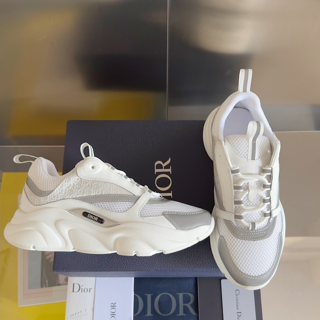 UA D*0r B22 white Sneaker
