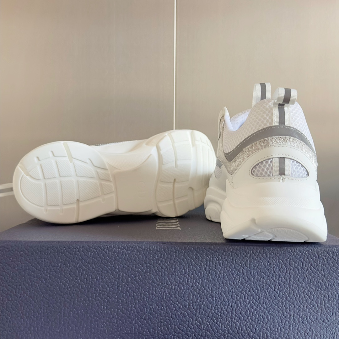 UA D*0r B22 white Sneaker