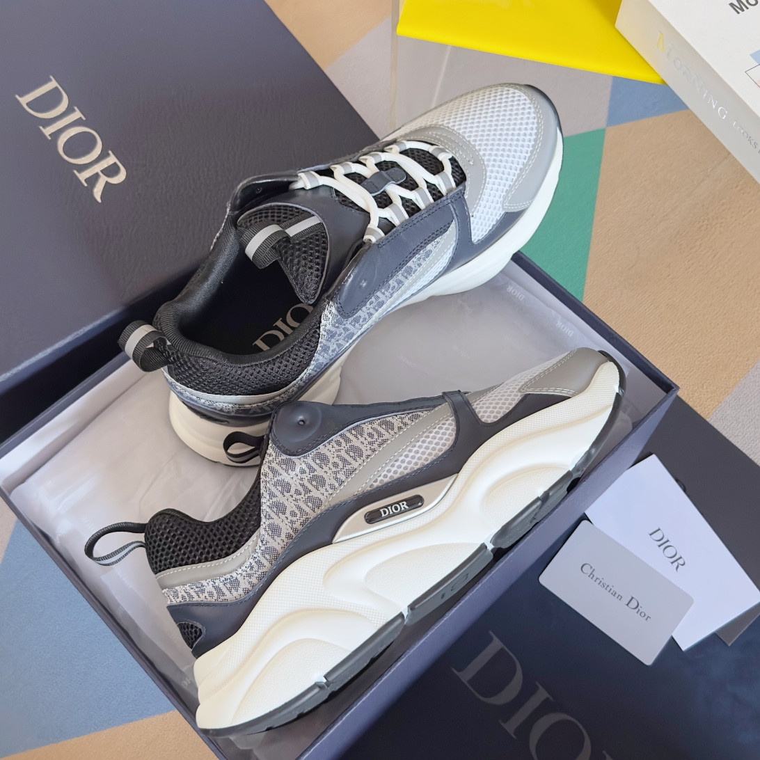 UA D*0r B22 gray Sneaker