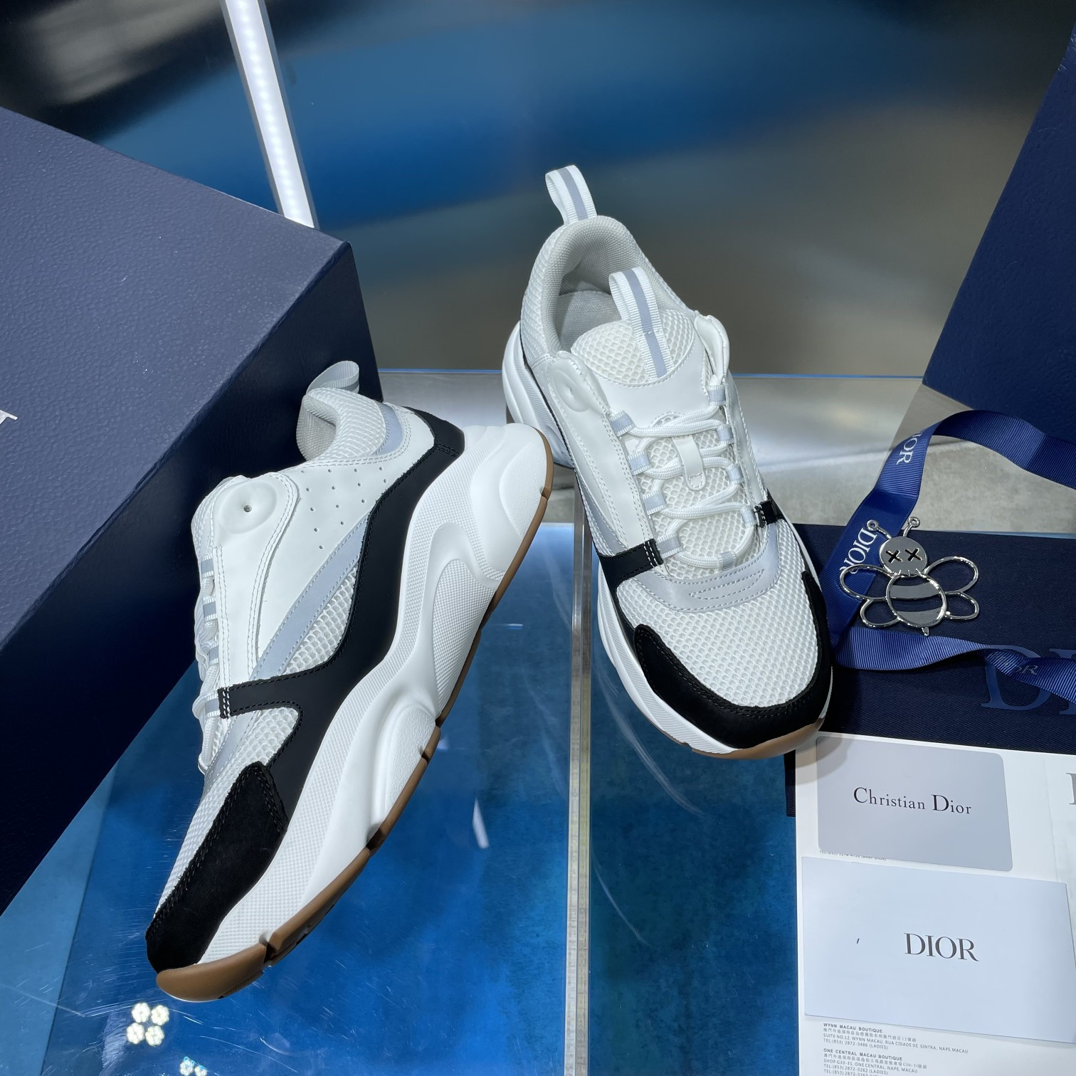 UA D*0r B22 white Sneaker