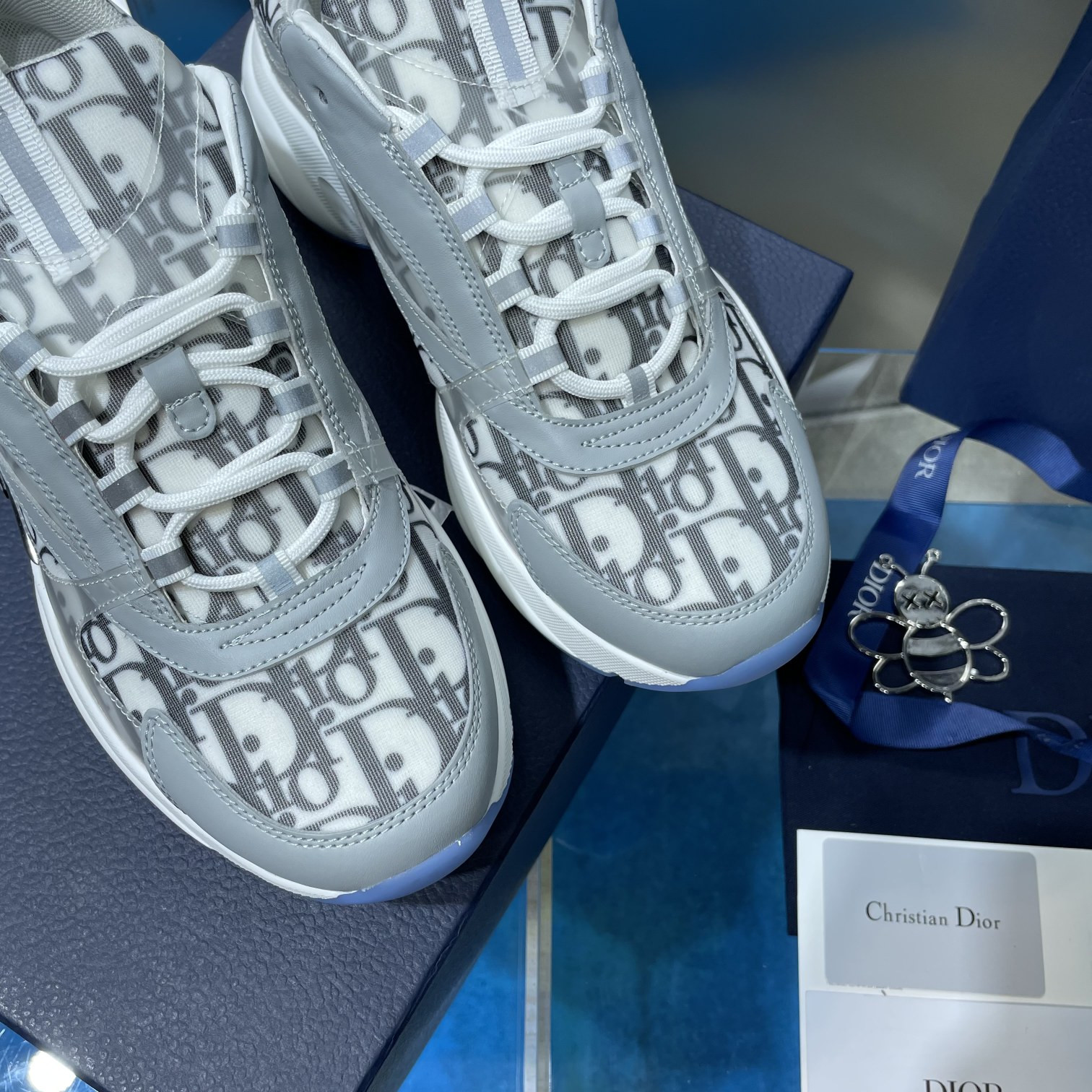 UA D*0r B22 gray Sneaker