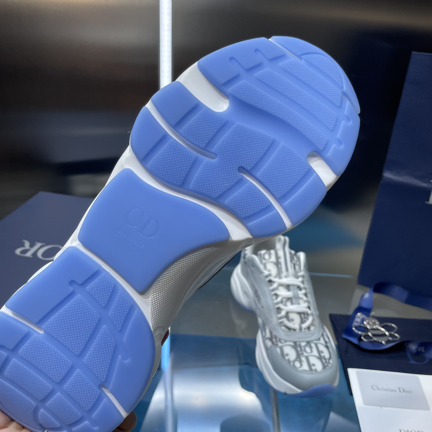 UA D*0r B22 gray Sneaker