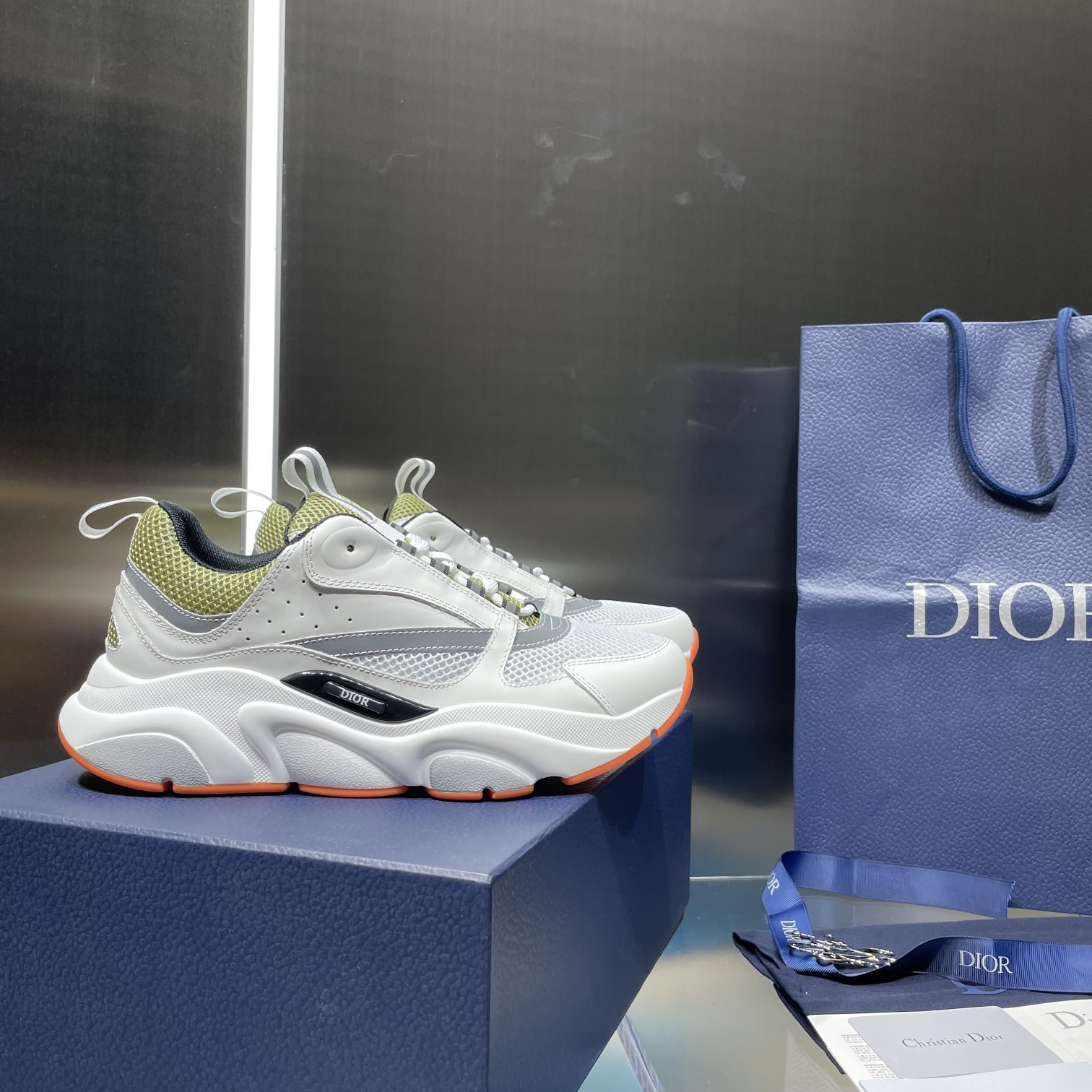 UA D*0r B22 white and green Sneaker