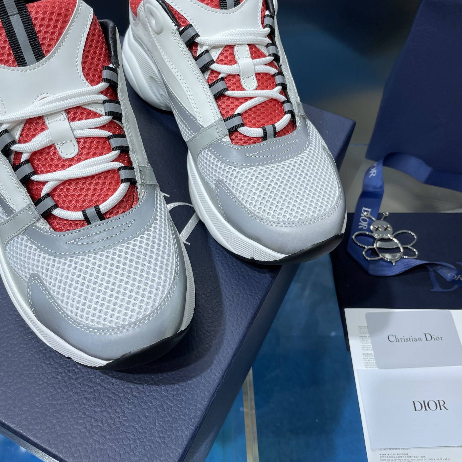 UA D*0r B22 white and red Sneaker