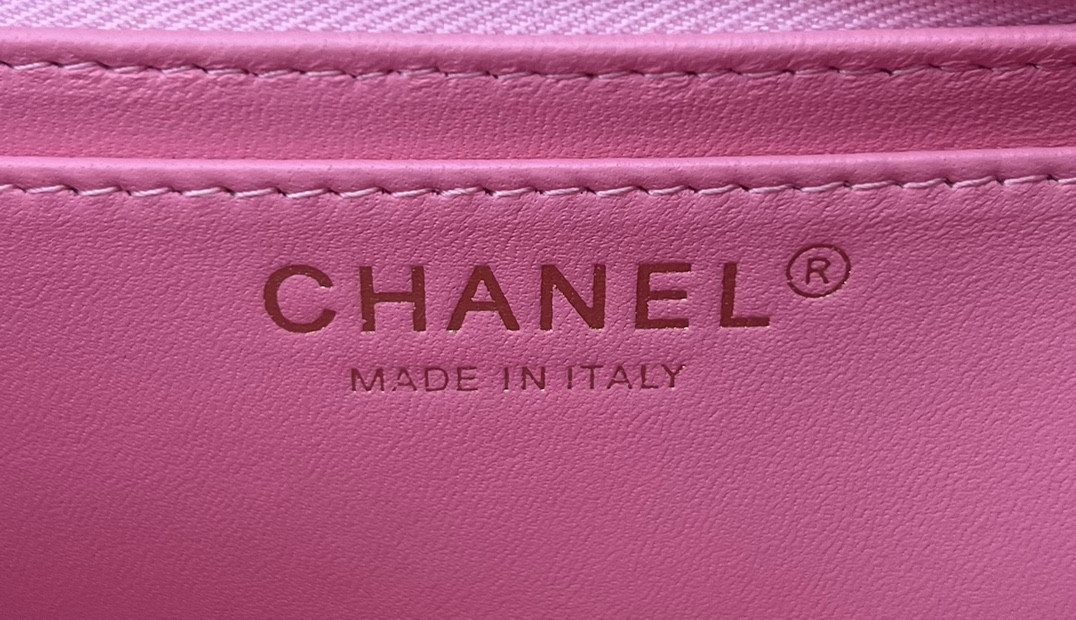 Ch*el MINI CLASSIC 11.12 HANDBAG Tweed & Gold-Tone Metal 4.7 × 7.8 × 2.3 in