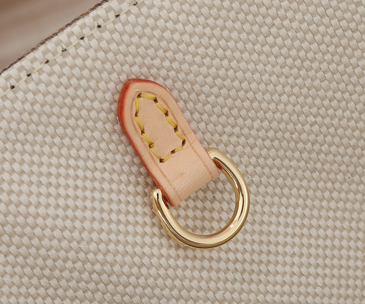 LV OnTheGo Voyage M47147 16.9 x 13 x 7.3 inches