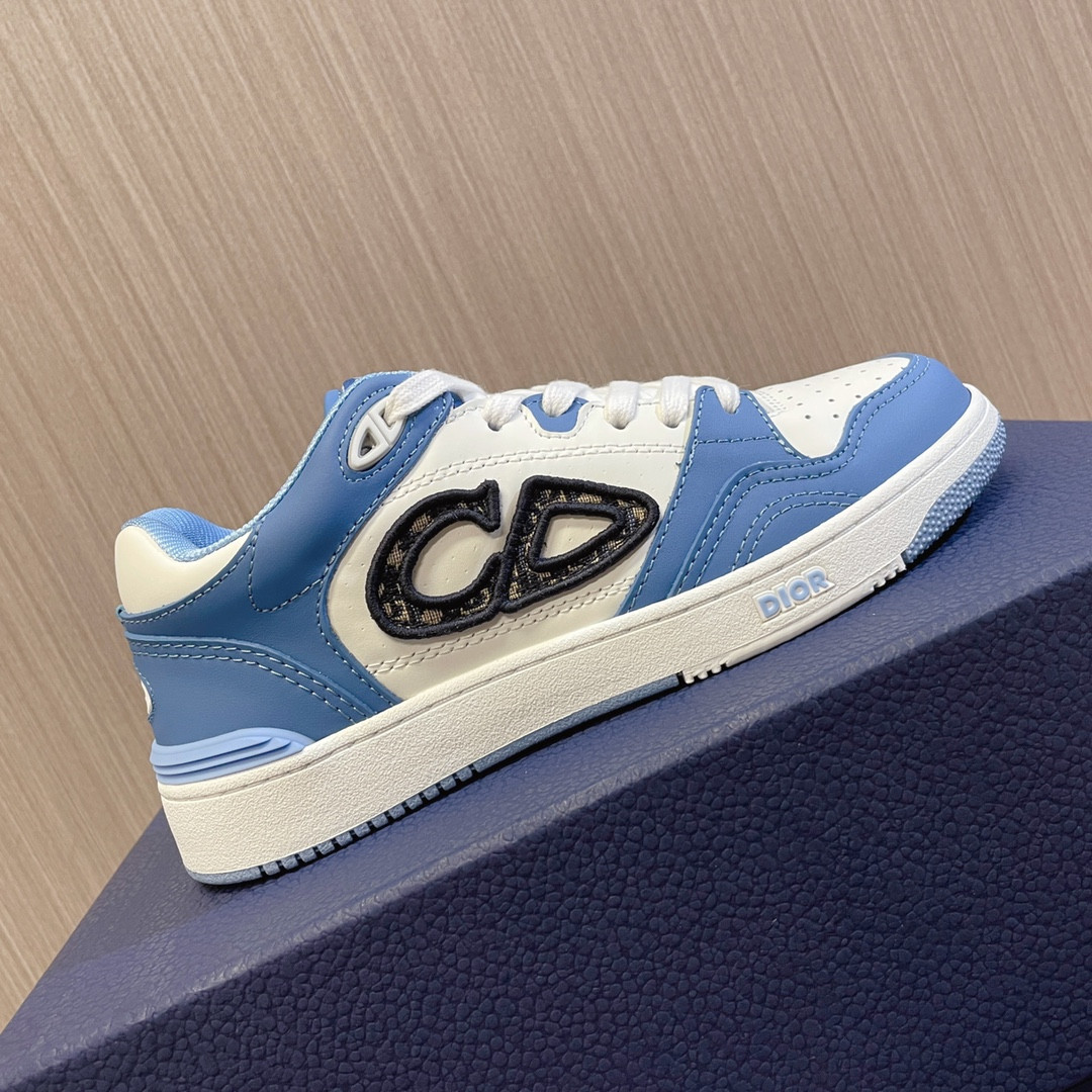 UA D*0r B57 Low-Top Sneaker Light Blue and White