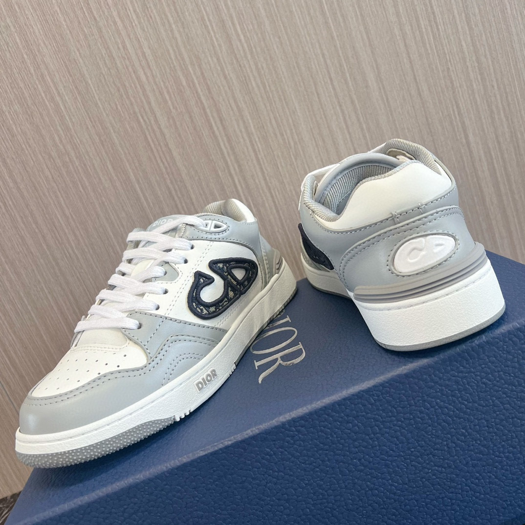 UA D*0r B57 Low-Top Sneaker  Gray and White