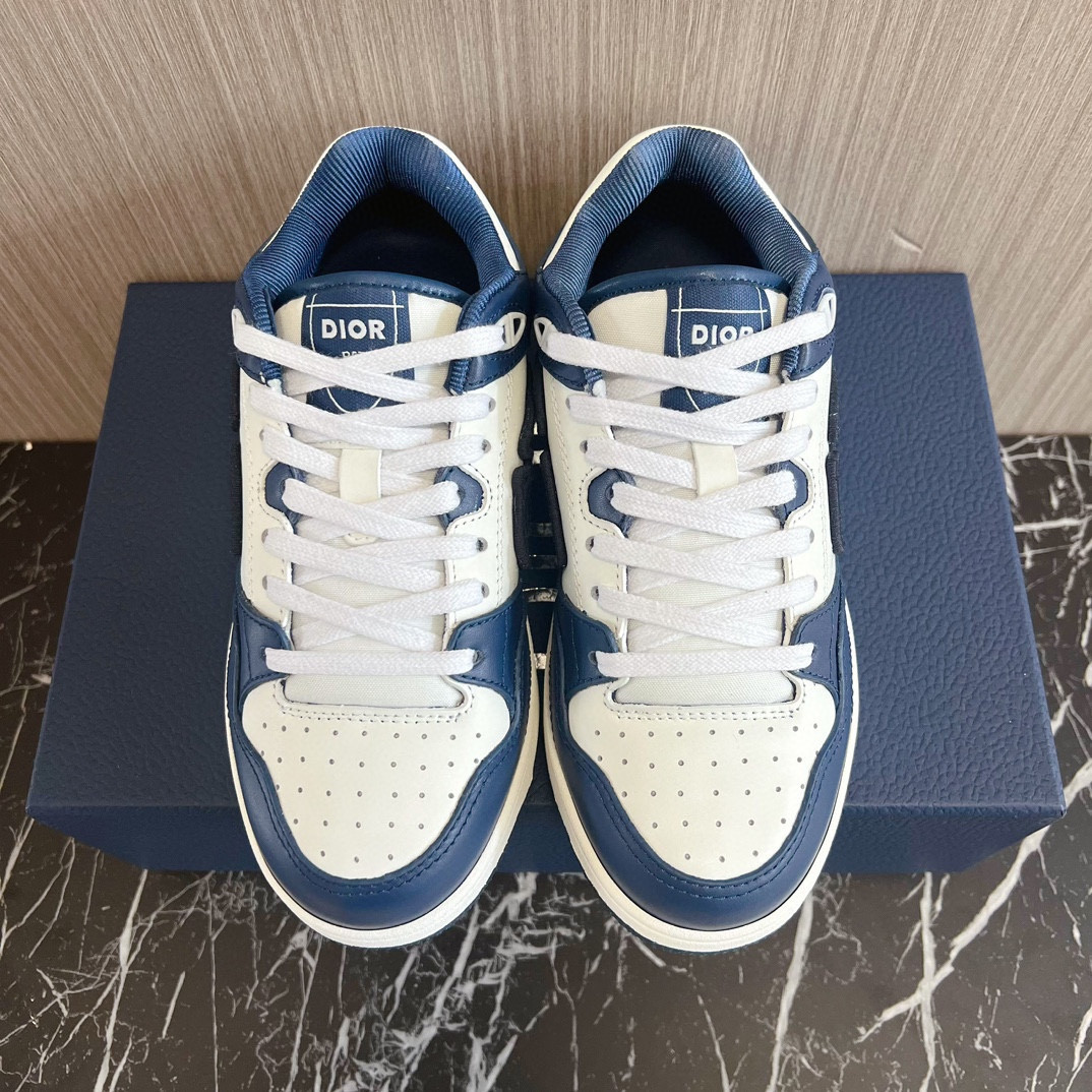 UA D*0r B57 Low-Top Sneaker Navy Blue and White