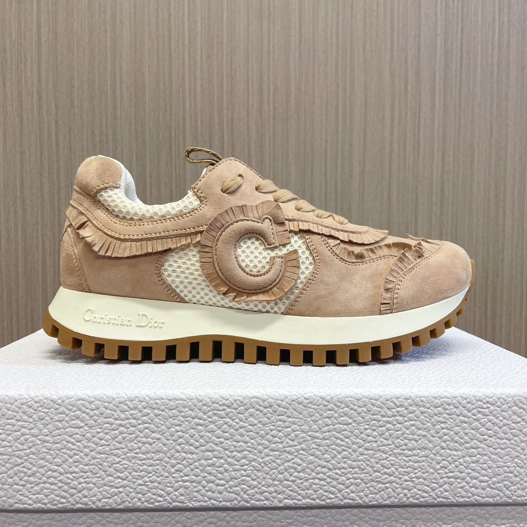 UA C'est D*0r Sneaker Nude