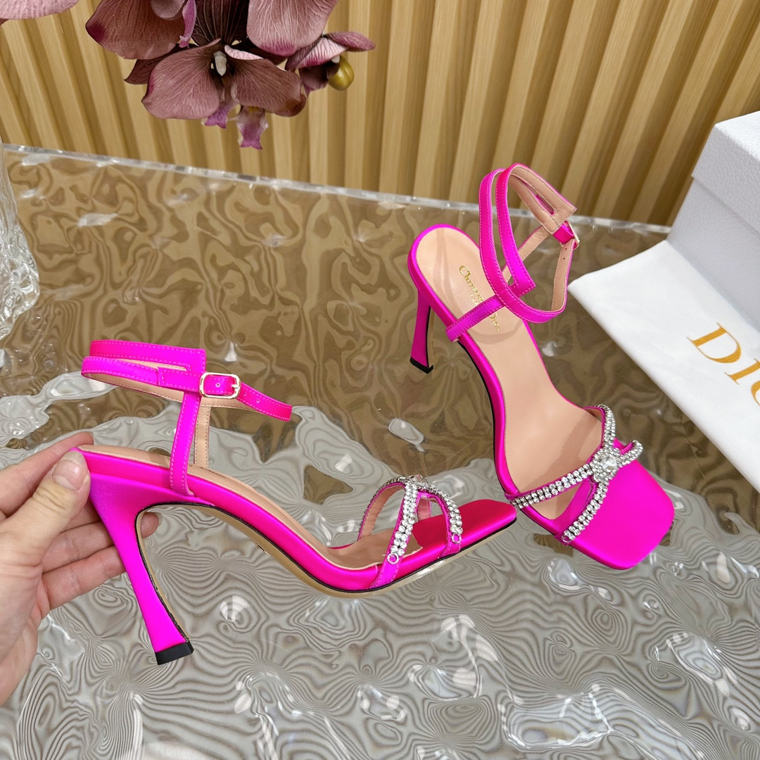 UA D*0r Slingback Pump