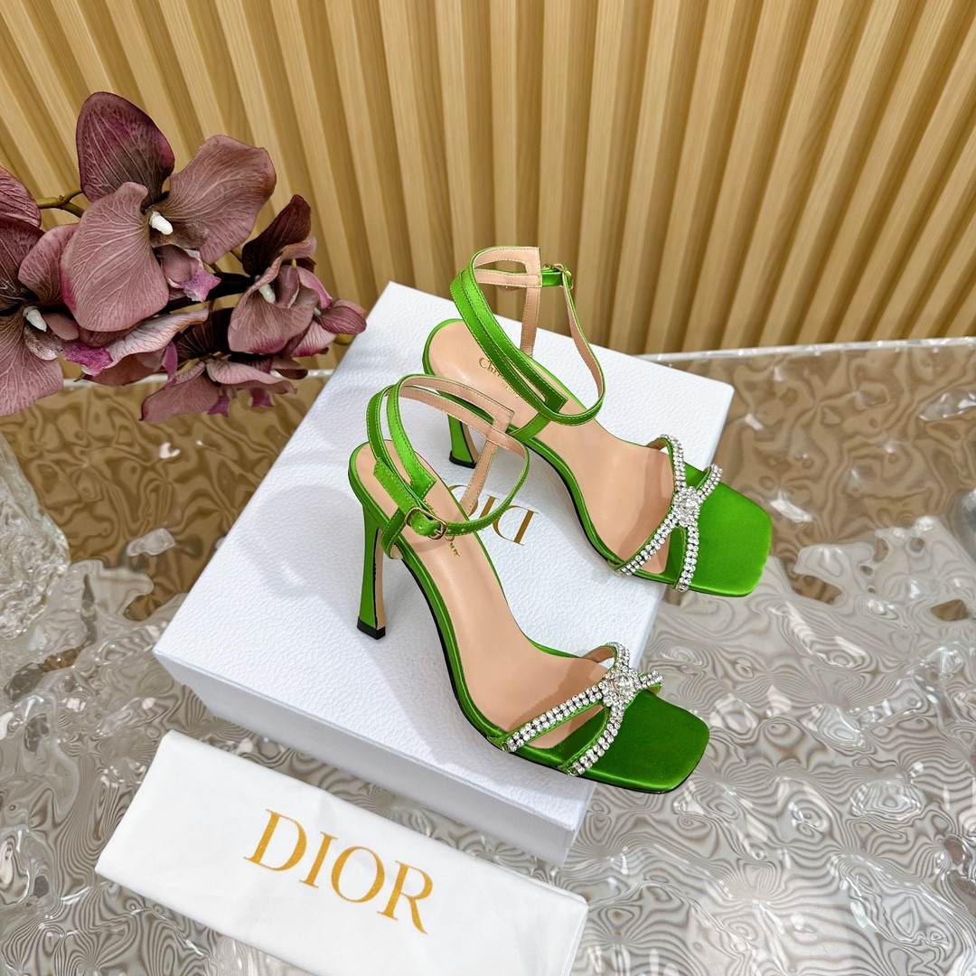 UA D*0r Slingback Pump
