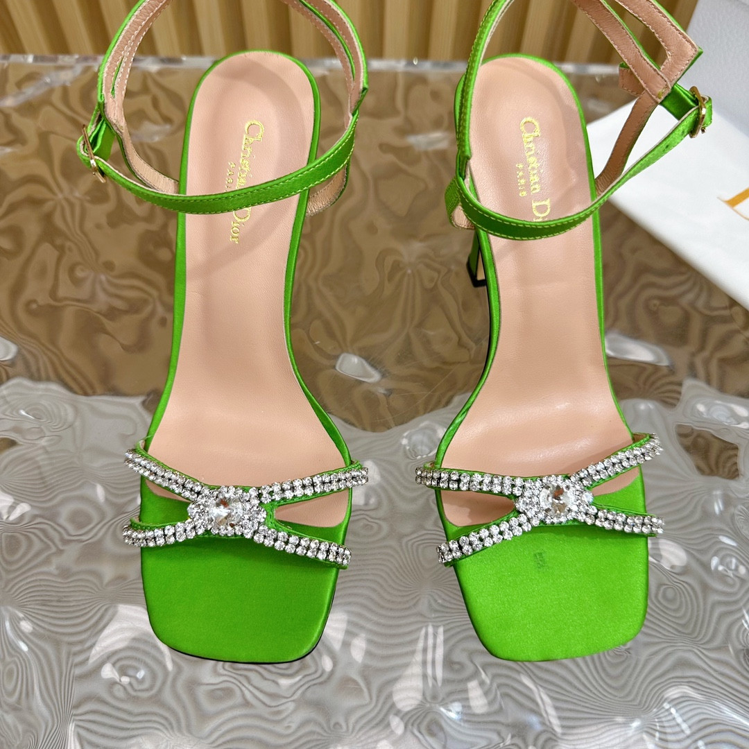 UA D*0r Slingback Pump