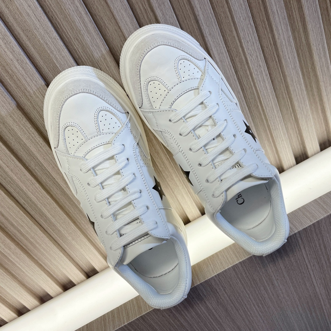 UA D*0r Star Platform Sneaker