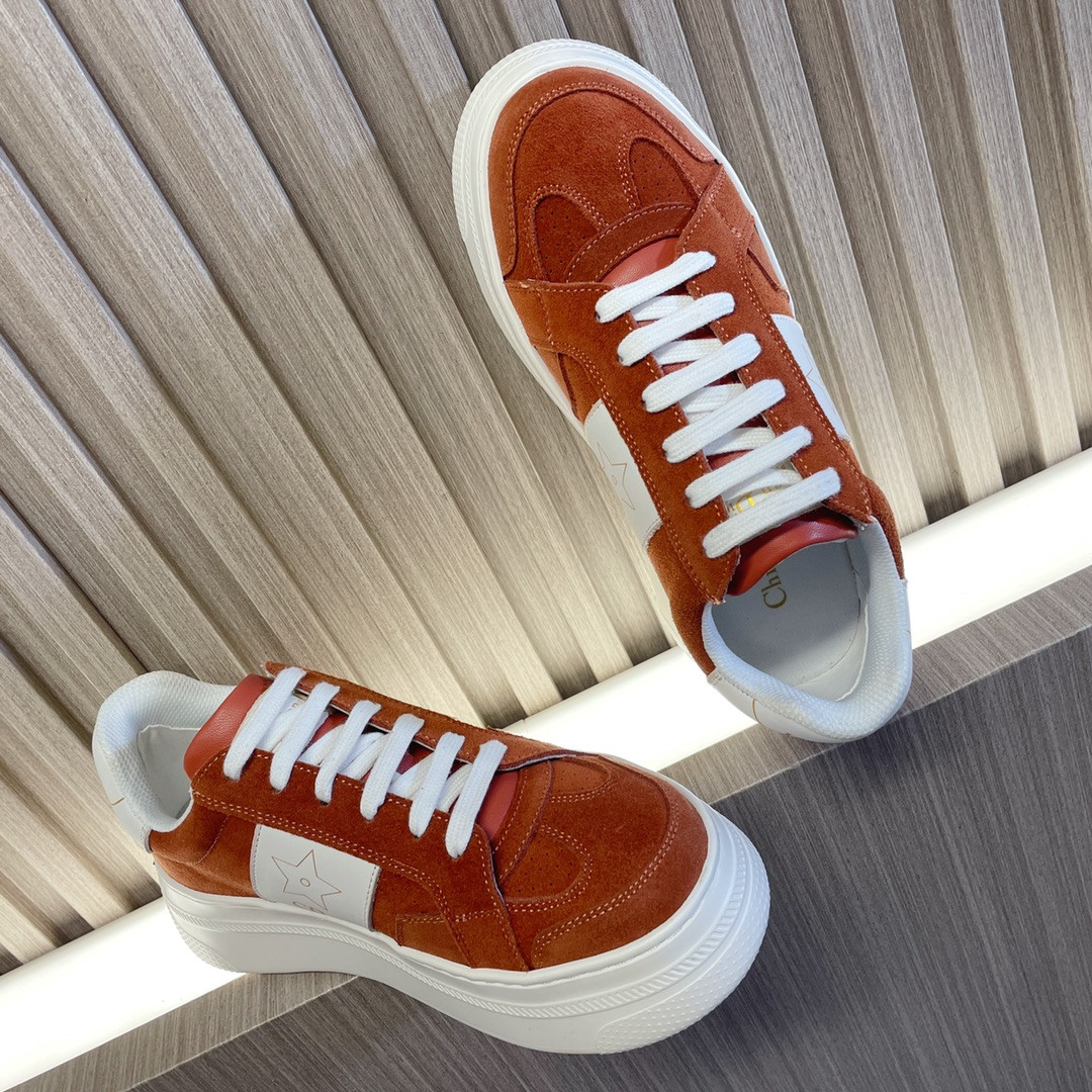 UA D*0r Star Platform Sneaker