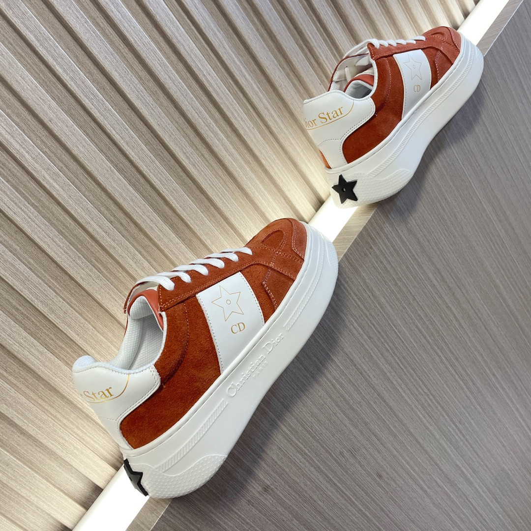 UA D*0r Star Platform Sneaker