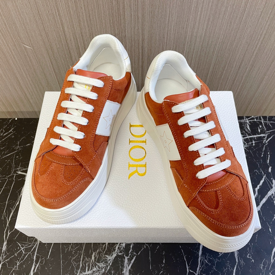 UA D*0r Star Platform Sneaker