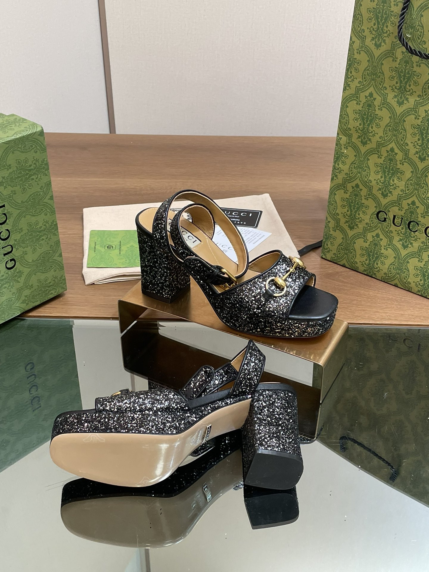 UA G*u*i HORSEBIT PLATFORM SANDAL