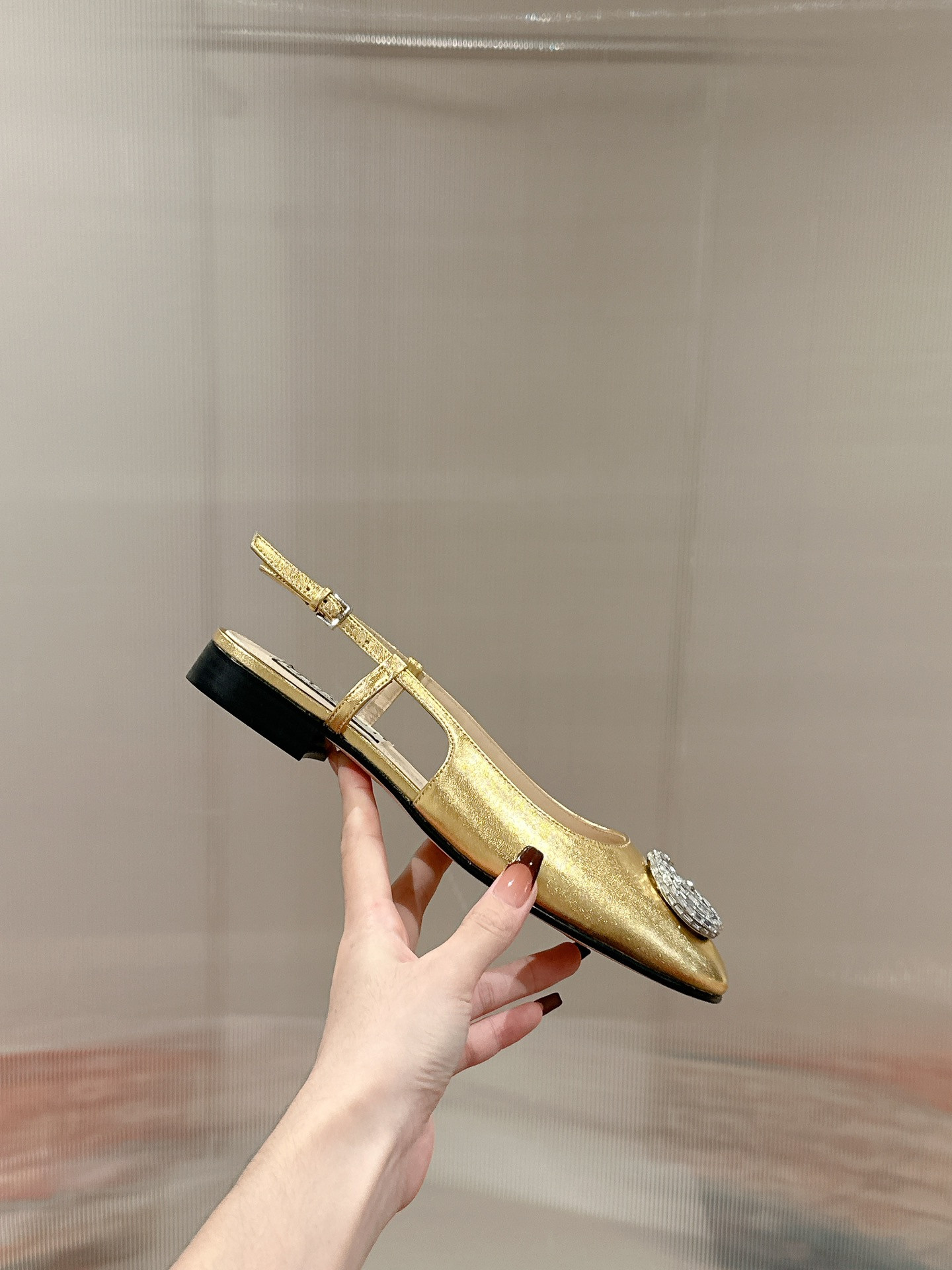 UA G*u*i BALLERINA WITH DOUBLE G