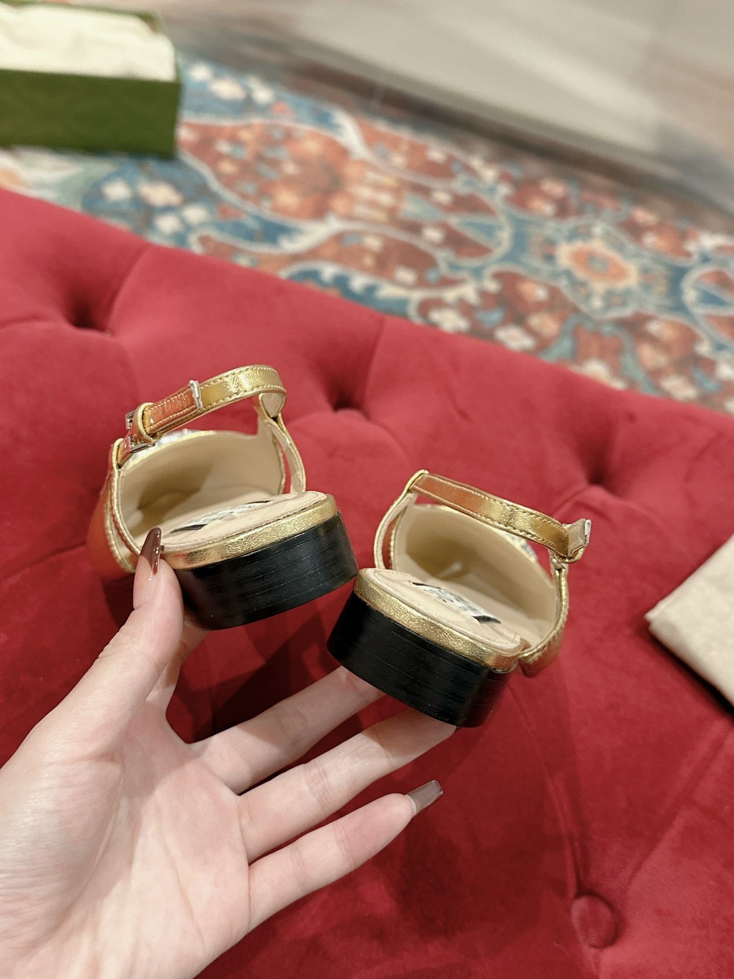 UA G*u*i BALLERINA WITH DOUBLE G