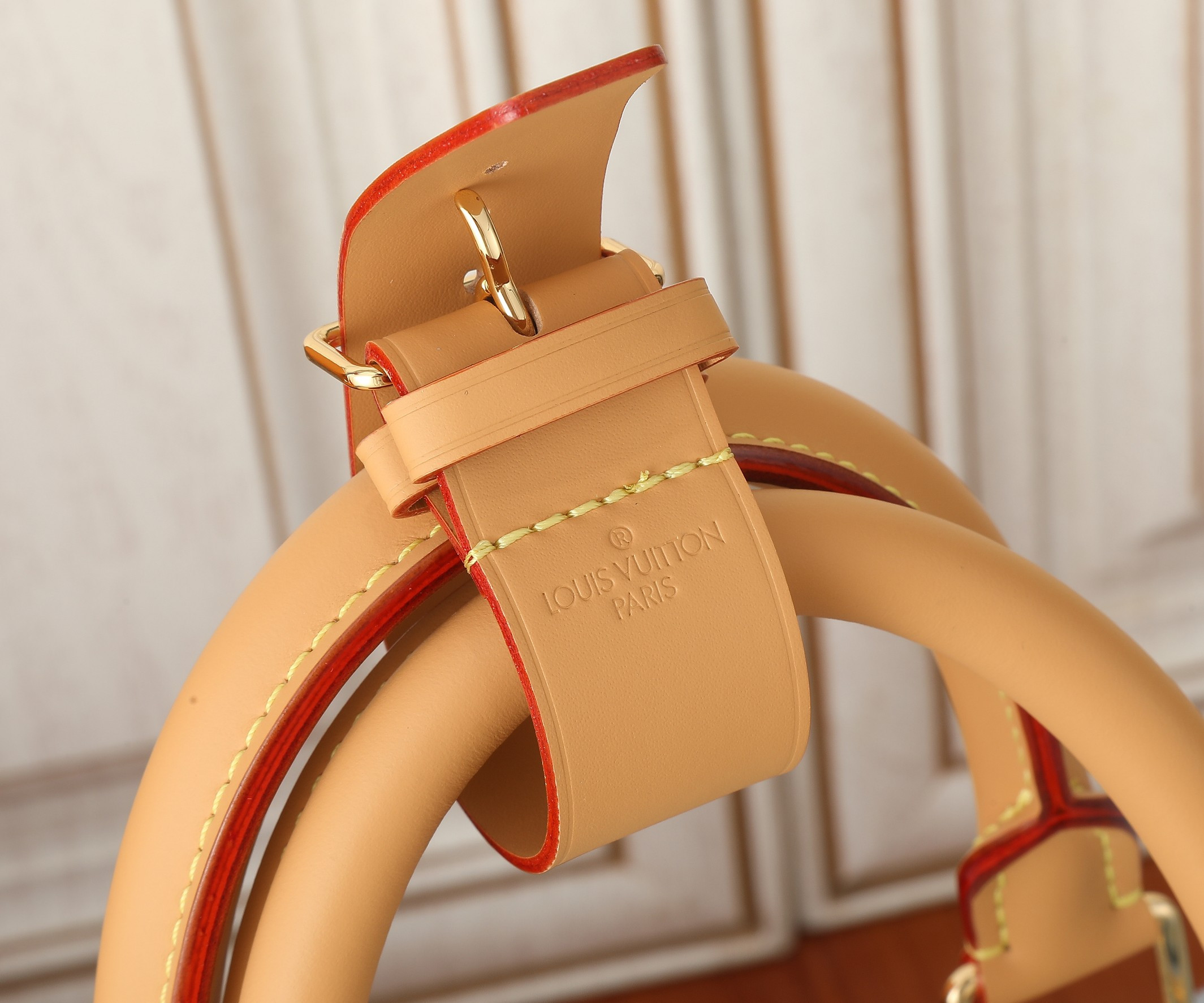 LV Keepall Bandoulière 45 M25334 17.7 x 10.6 x 7.9 inches