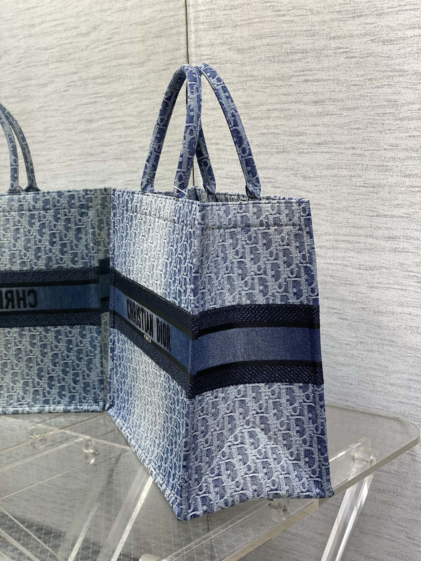 Large D*0r Book Tote Blue Denim D*0r Oblique Jacquard  42 x 35 x 18.5 cm